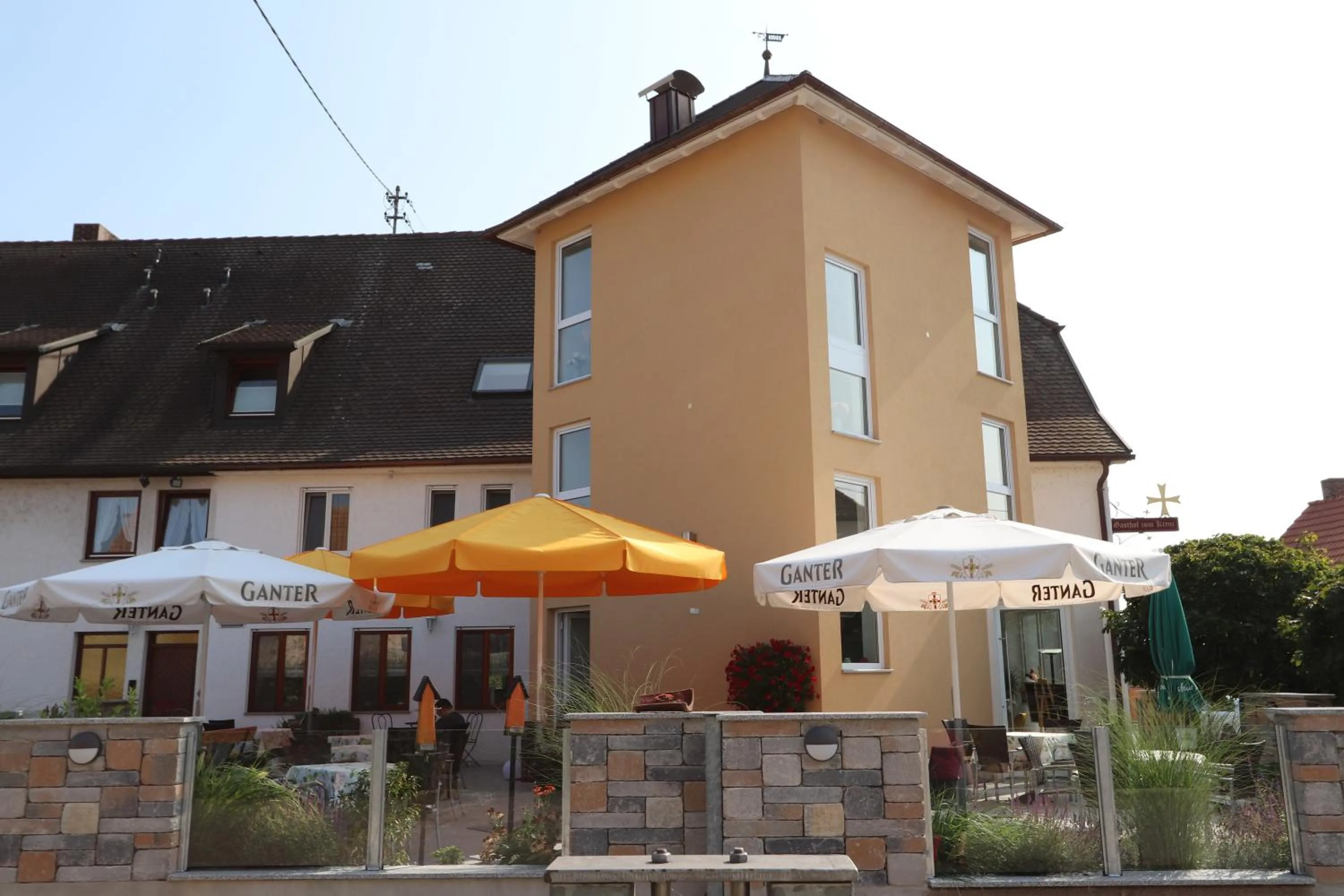 Facade/entrance in Gasthof zum Kreuz