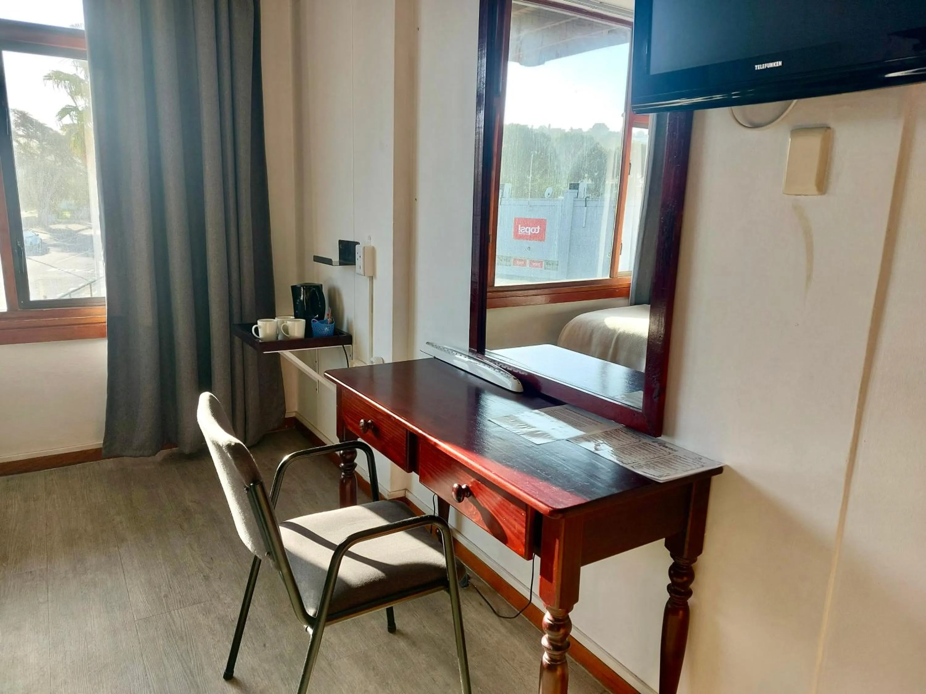 TV and multimedia in Hoedjiesbaai Hotel