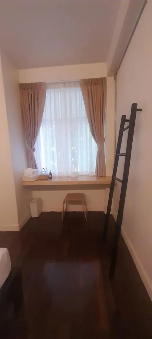 Bedroom in To The Moon Guesthouse