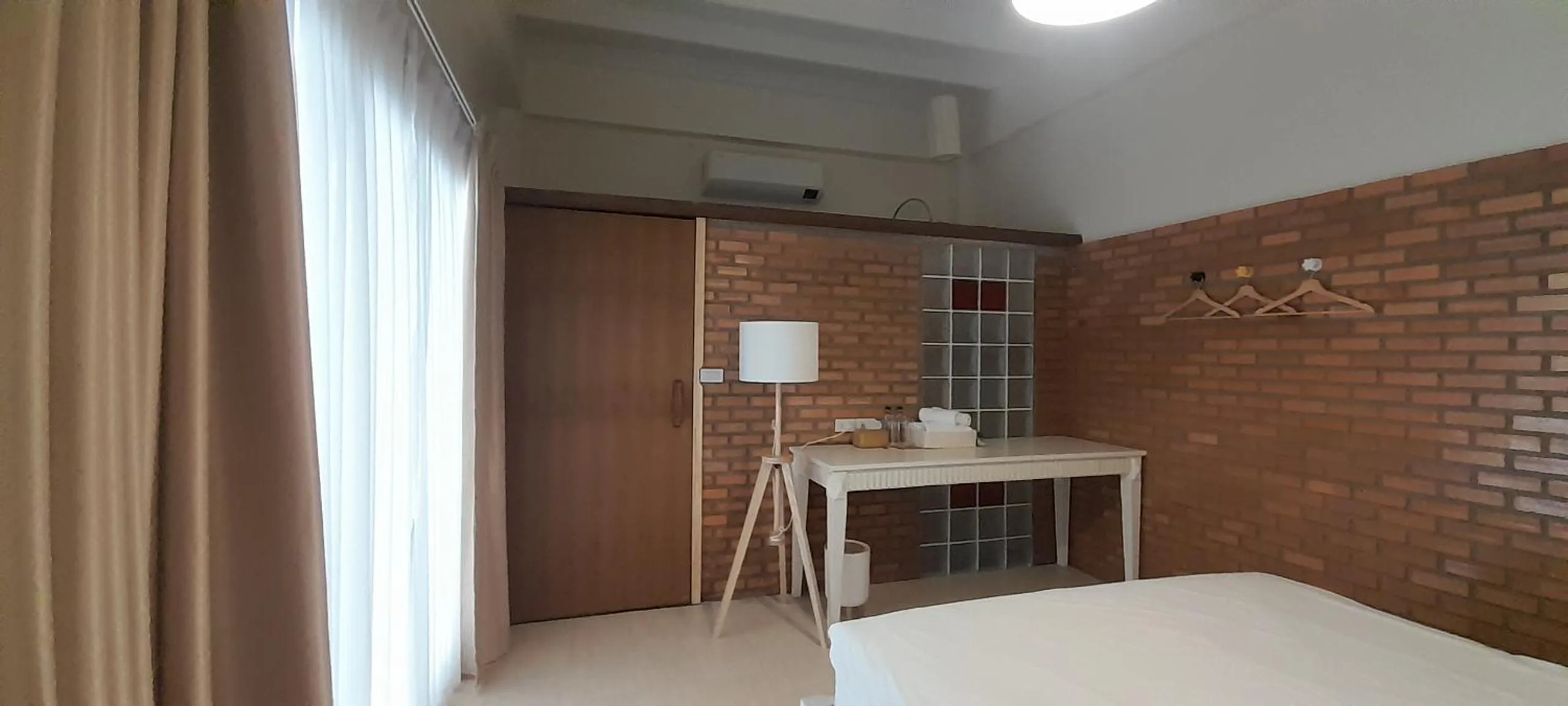 Bed in To The Moon Guesthouse