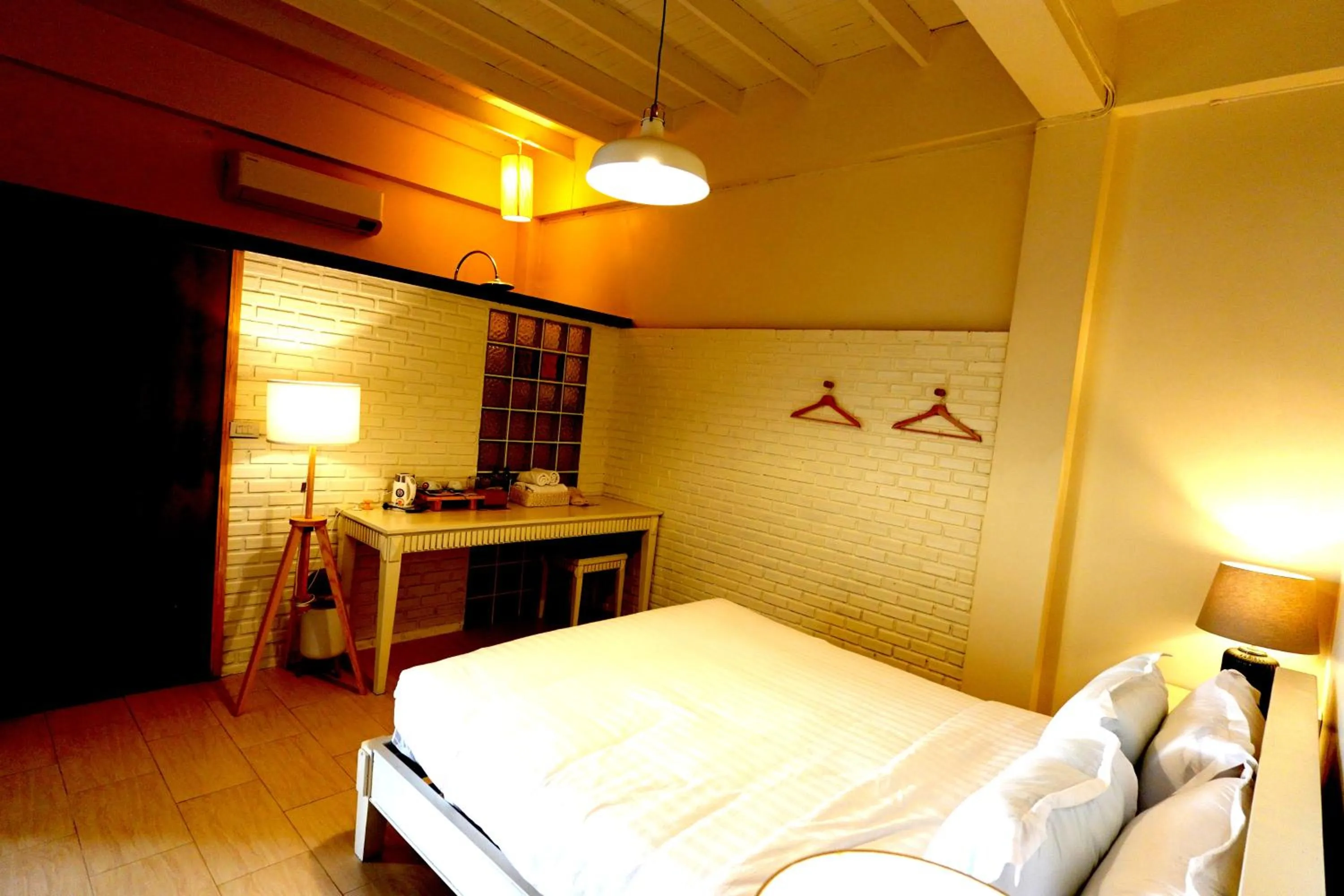 Bed in To The Moon Guesthouse