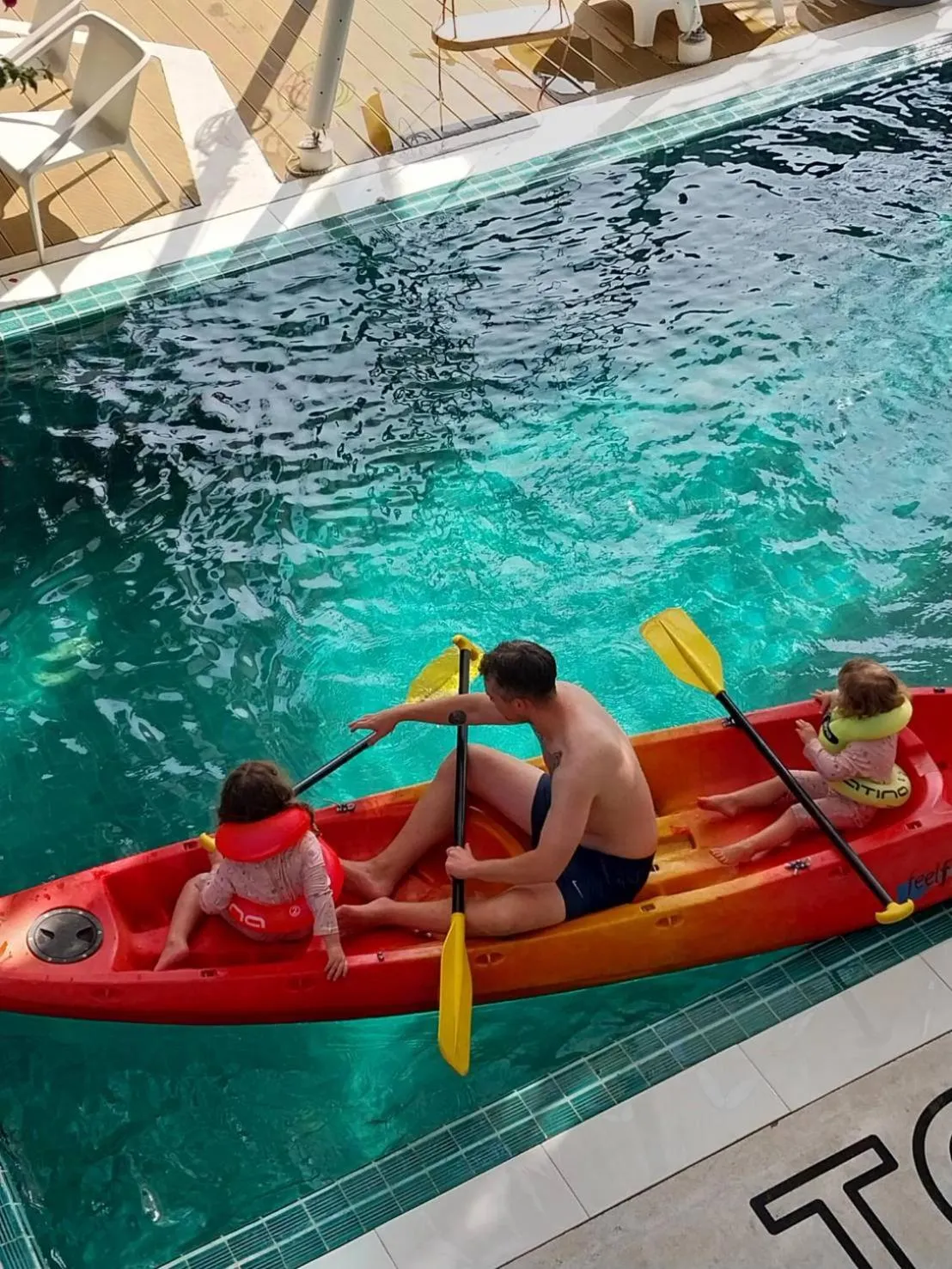 Restaurant/places to eat in To The Moon Guesthouse