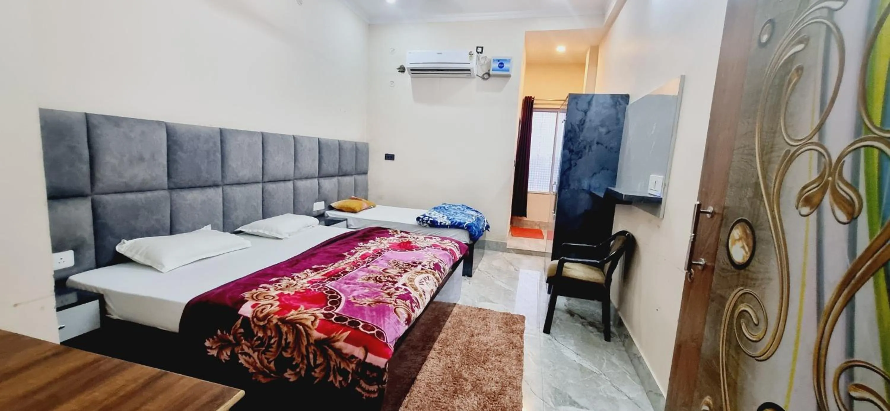 Bedroom, Bed in Surya Palace