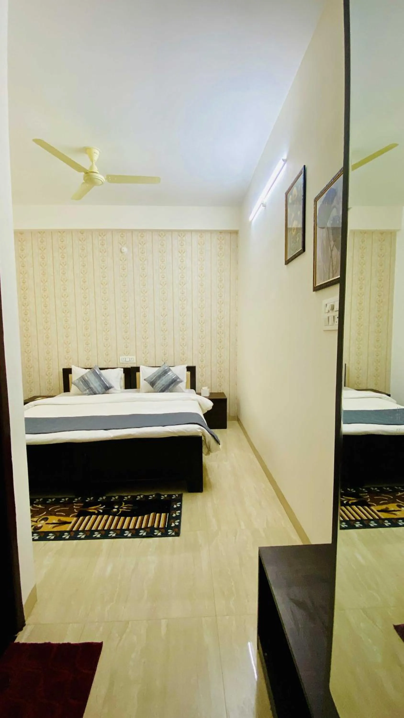 Bed in Hotel Regency