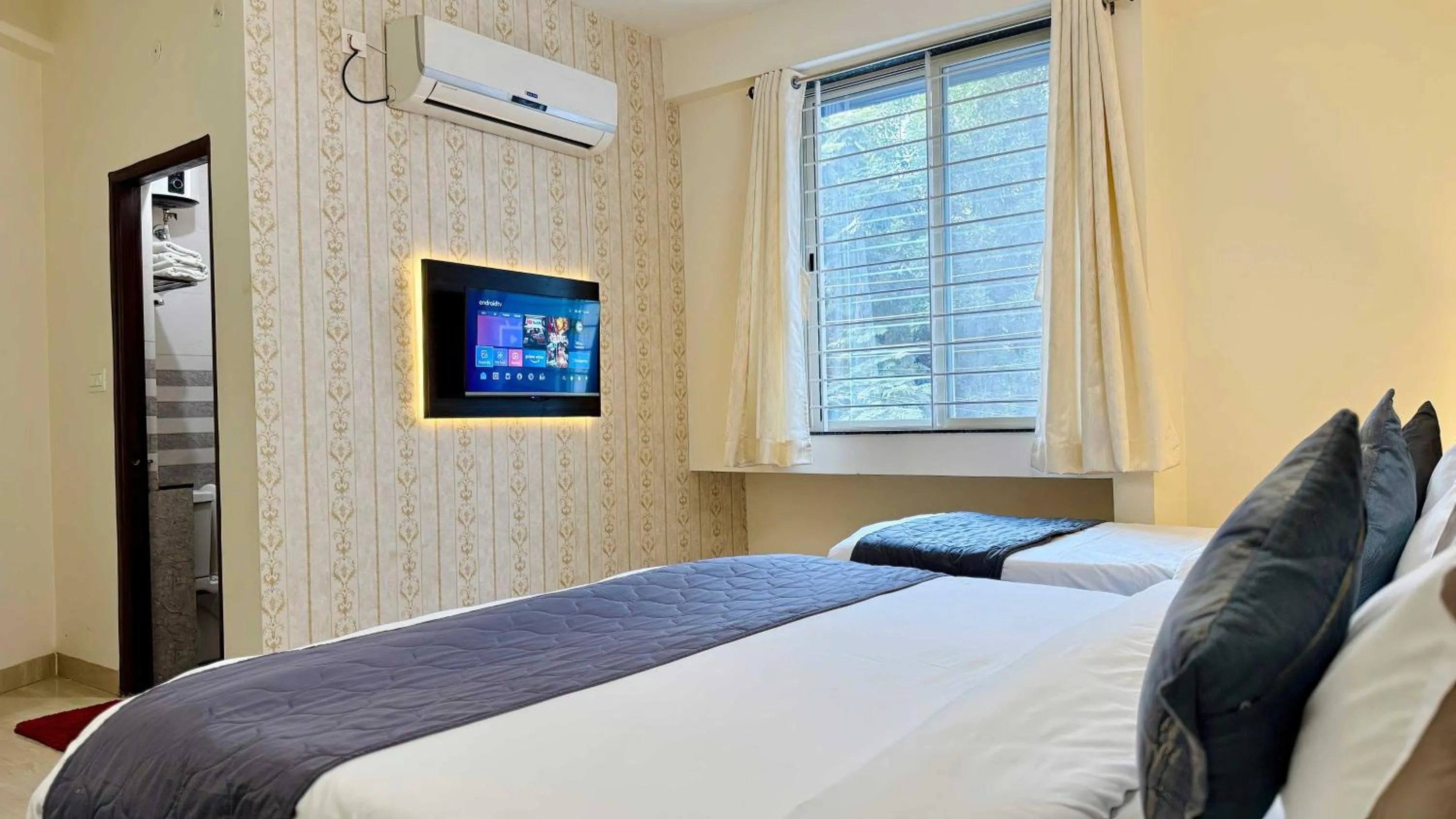 Bed in Hotel Regency