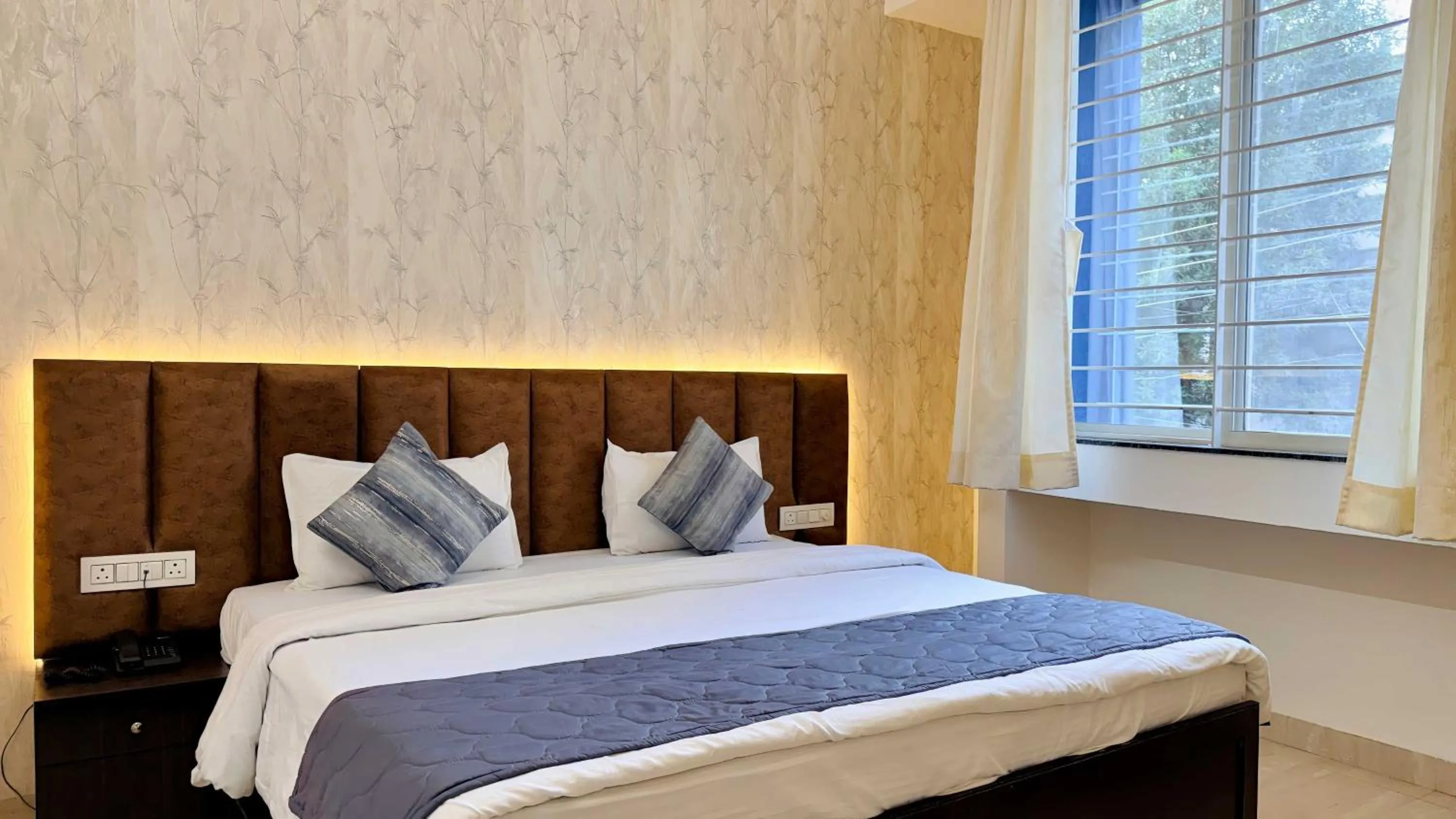 Bed in Hotel Regency