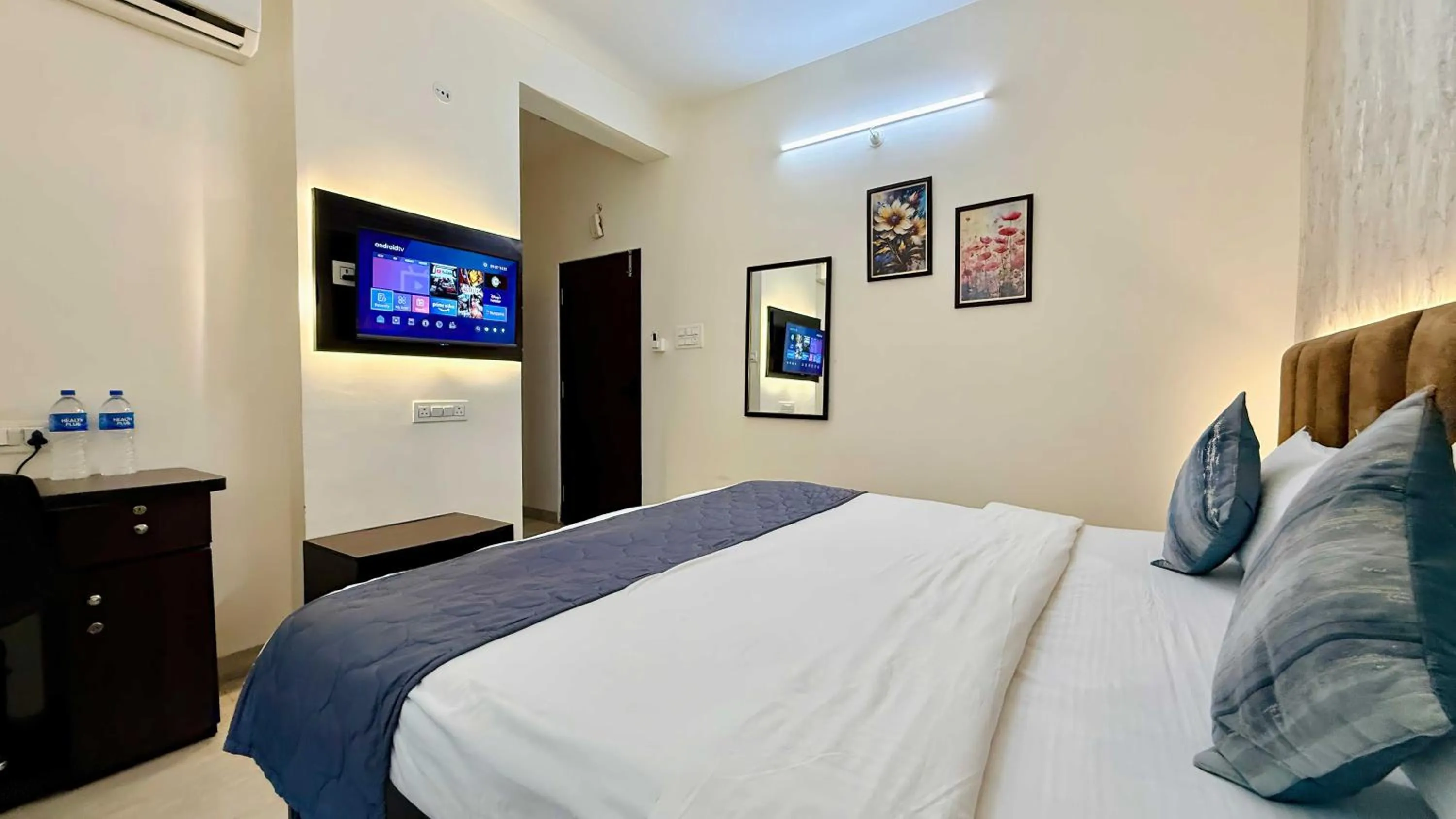 Bed in Hotel Regency