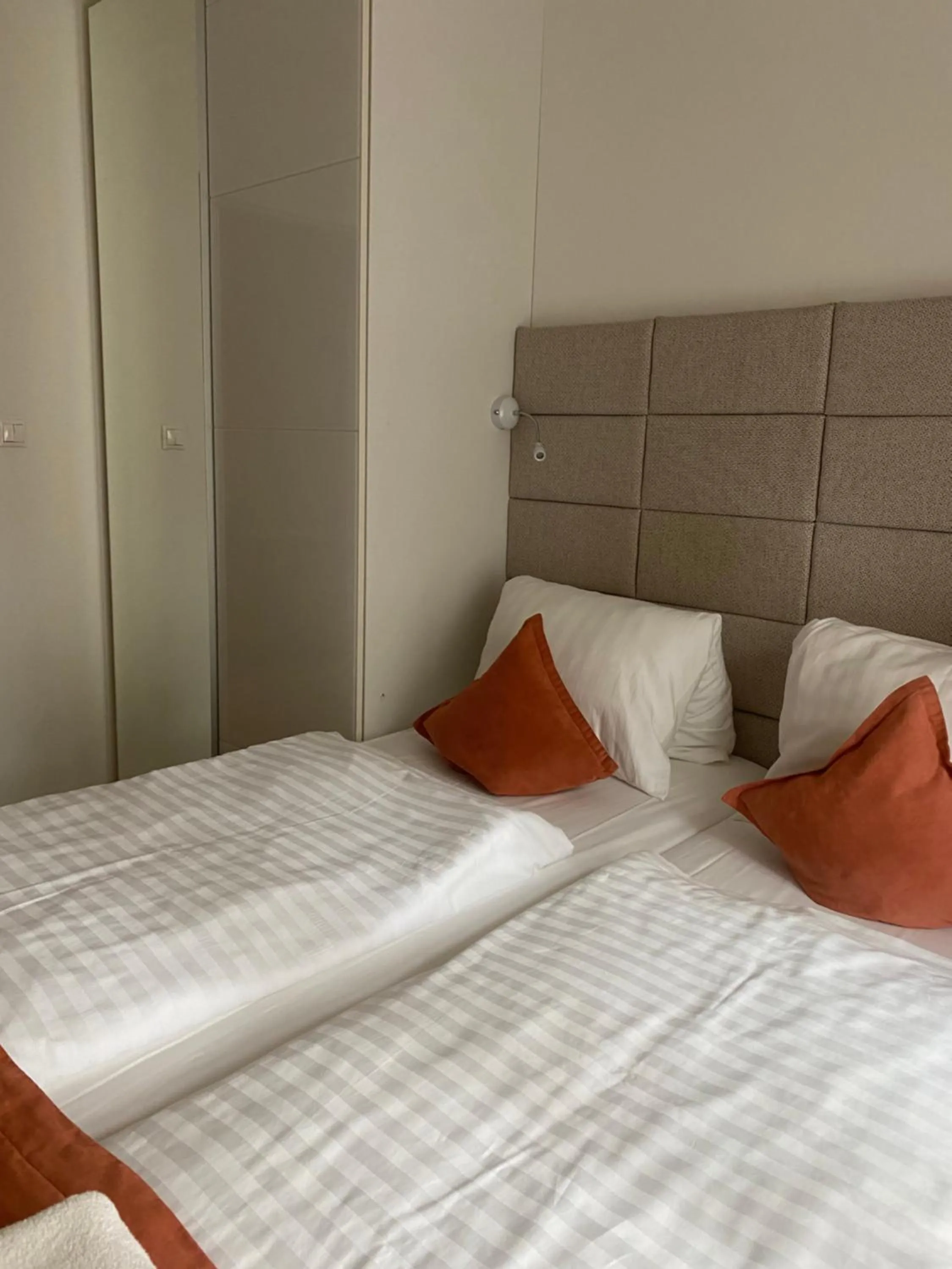 Bedroom, Bed in VIP Apartments