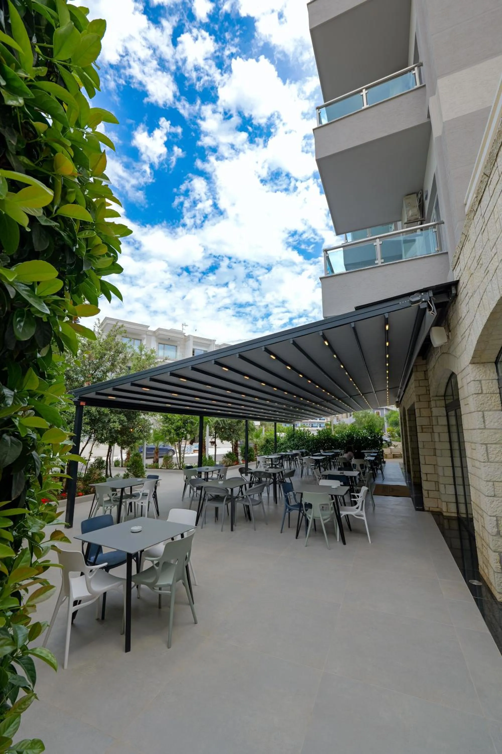 Property building in Heksamil Hotel