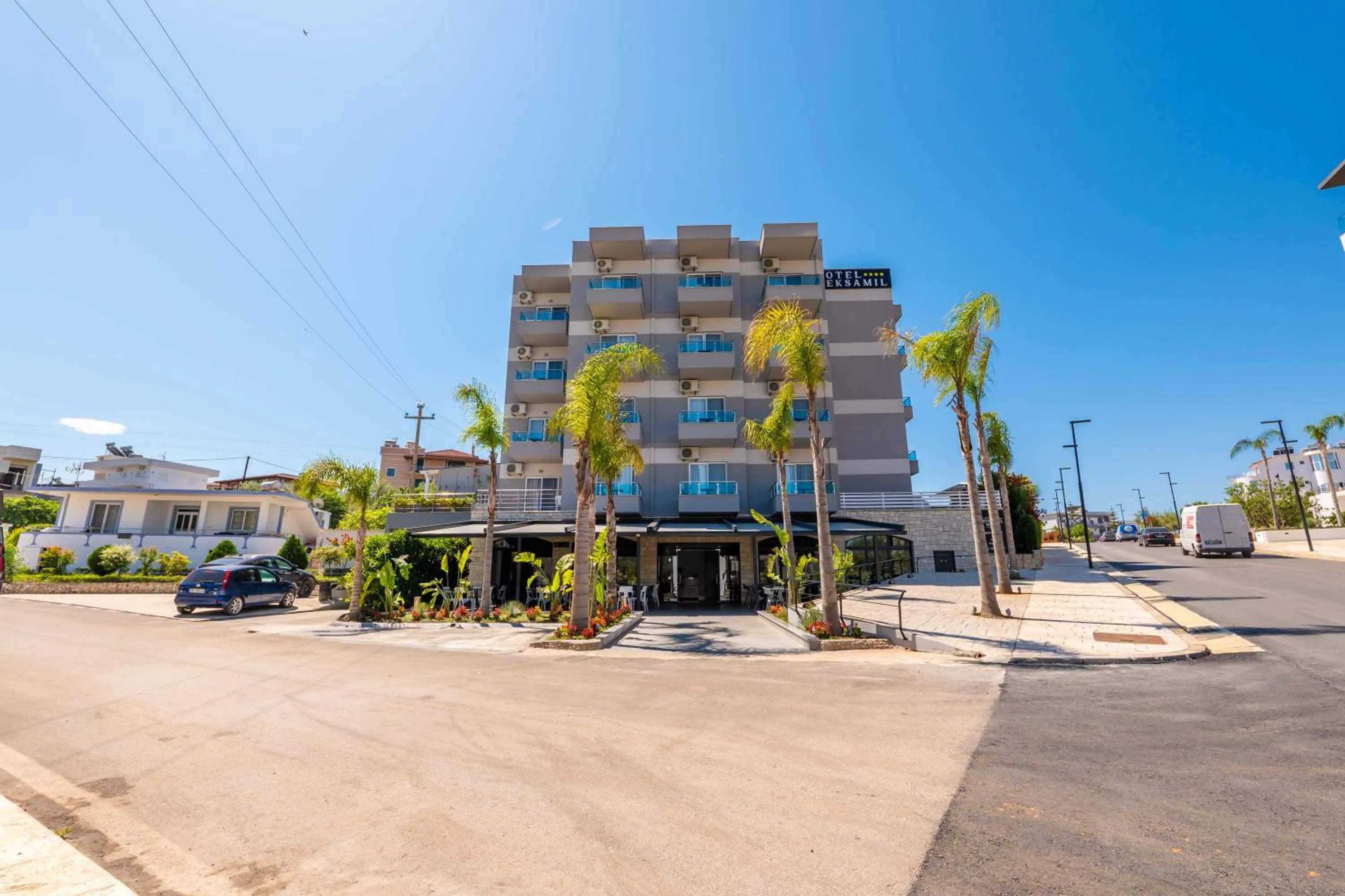 Day in Heksamil Hotel