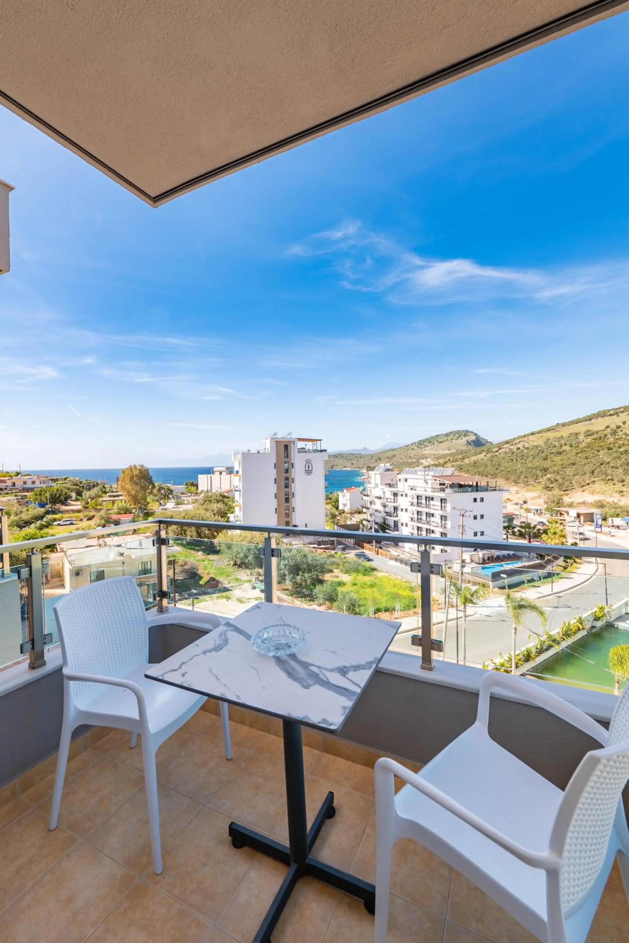 Patio in Heksamil Hotel