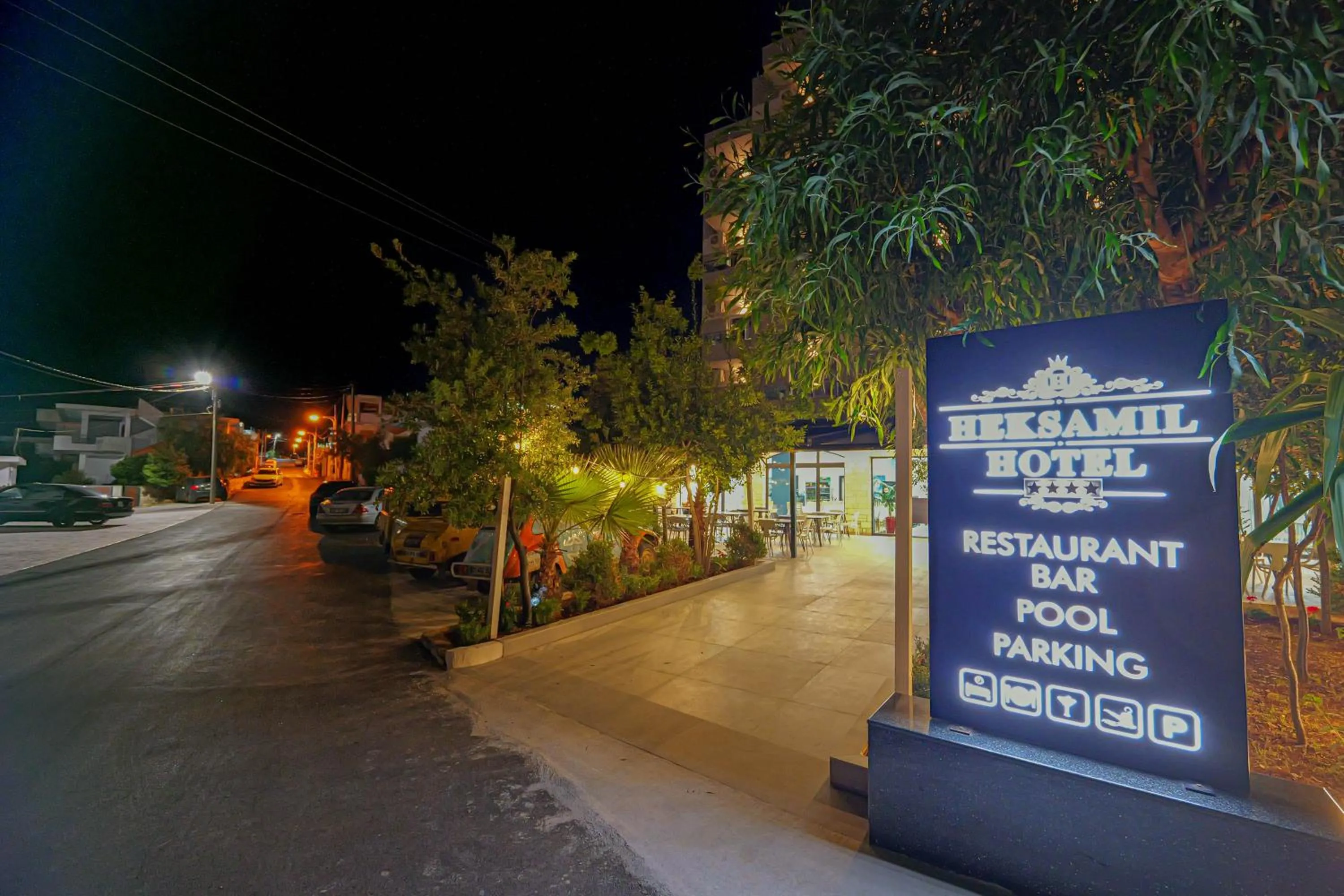 Night in Heksamil Hotel