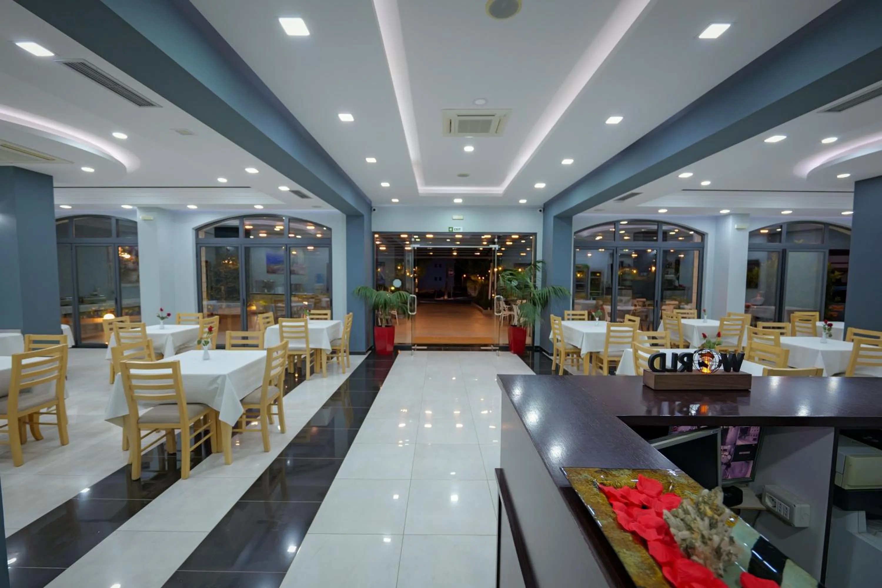 Restaurant/places to eat in Heksamil Hotel