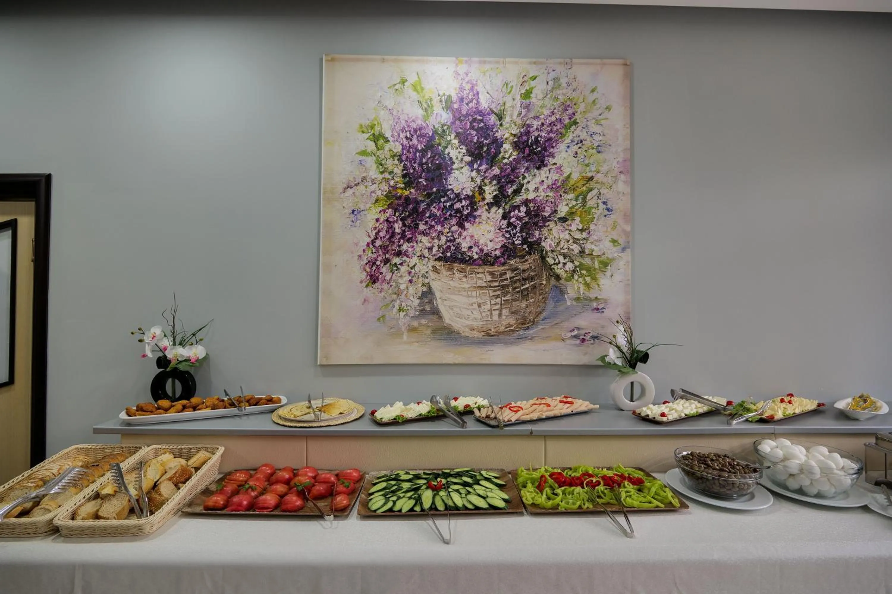 Food and drinks in Heksamil Hotel