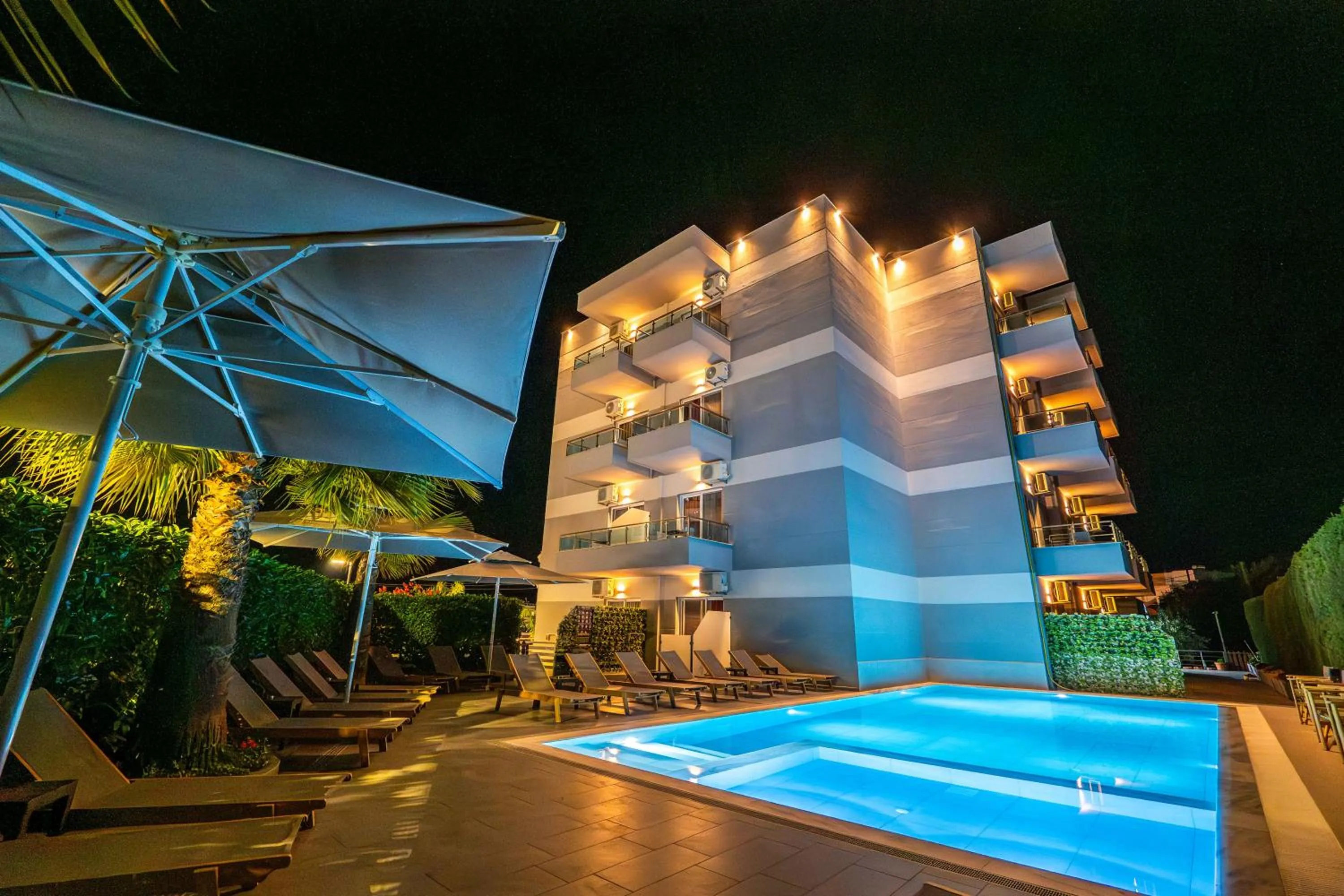 Property building in Heksamil Hotel