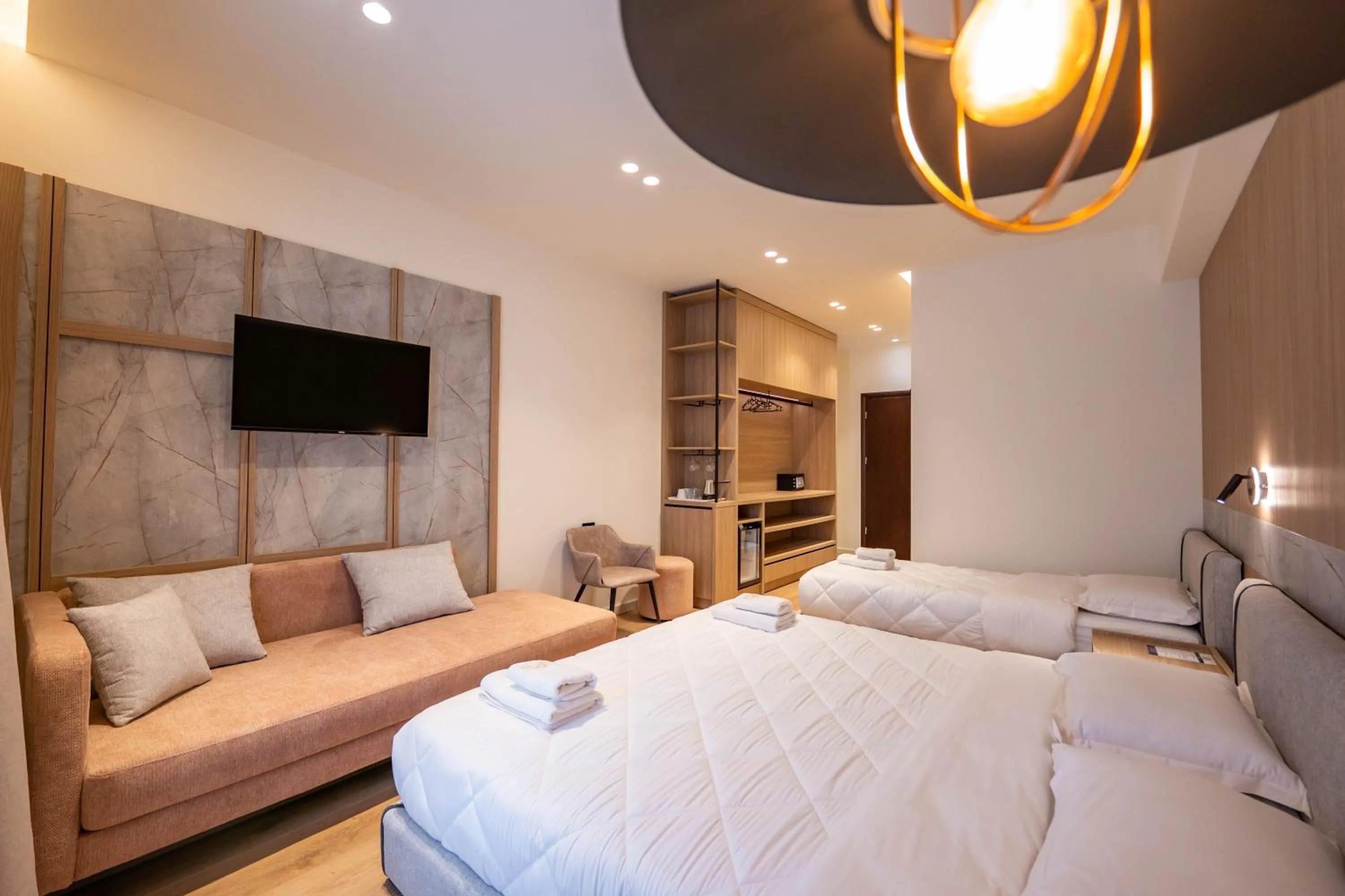 TV and multimedia, Bed in Heksamil Hotel