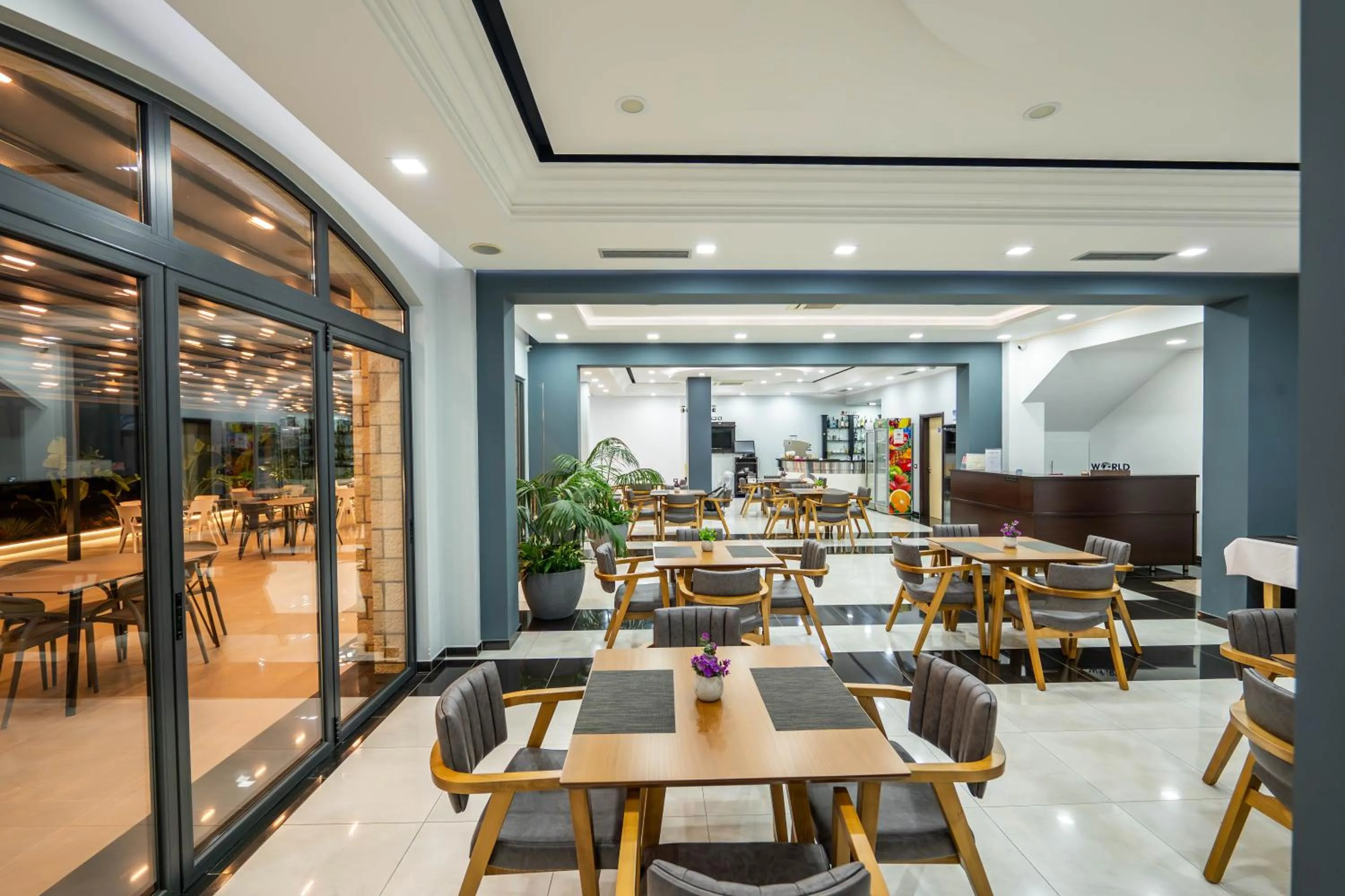 Restaurant/places to eat in Heksamil Hotel