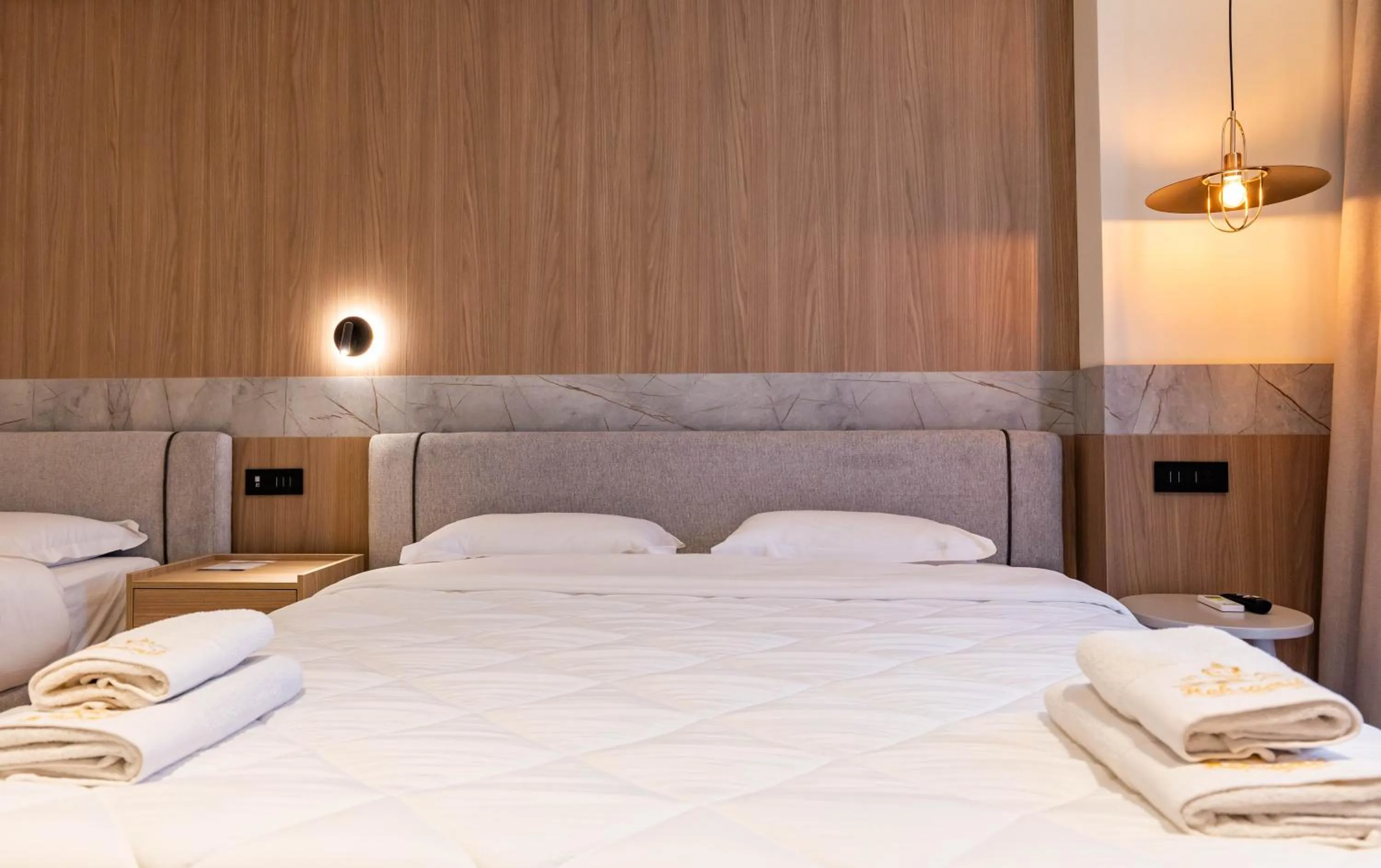 Photo of the whole room, Bed in Heksamil Hotel