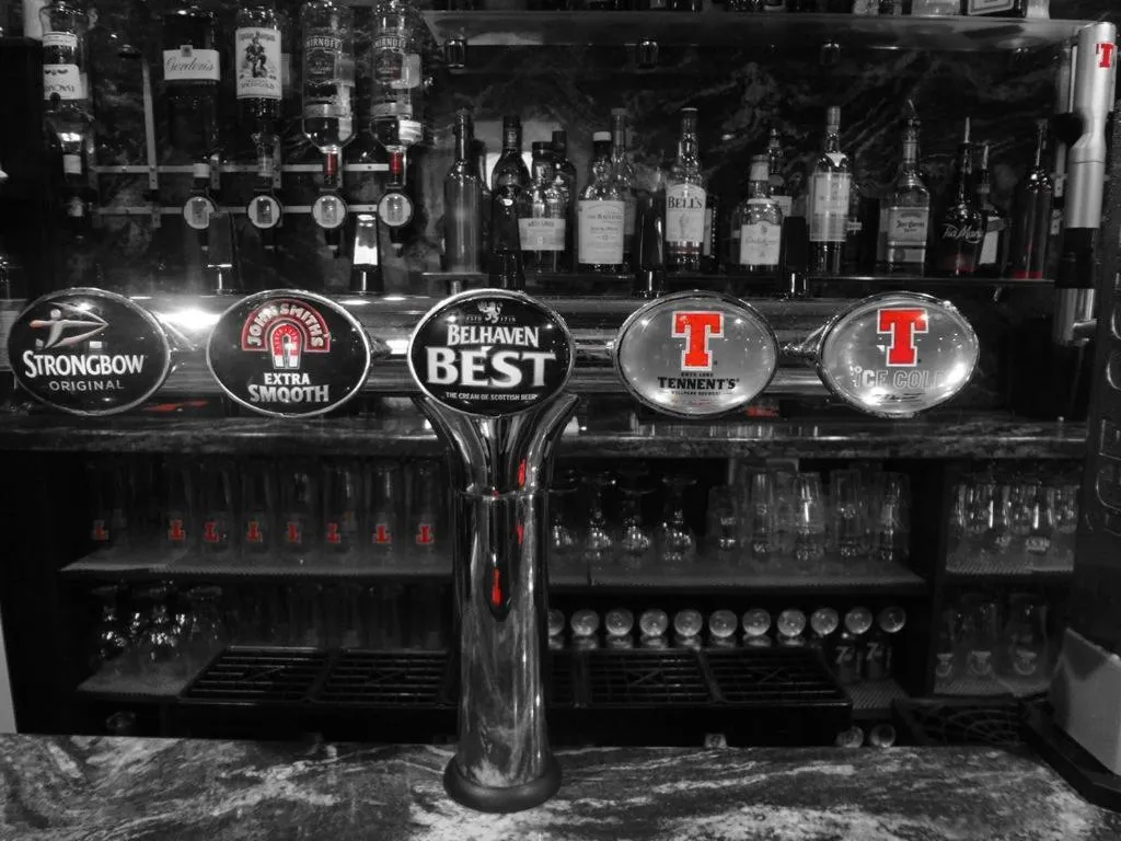 Lounge or bar in Macbeth Arms