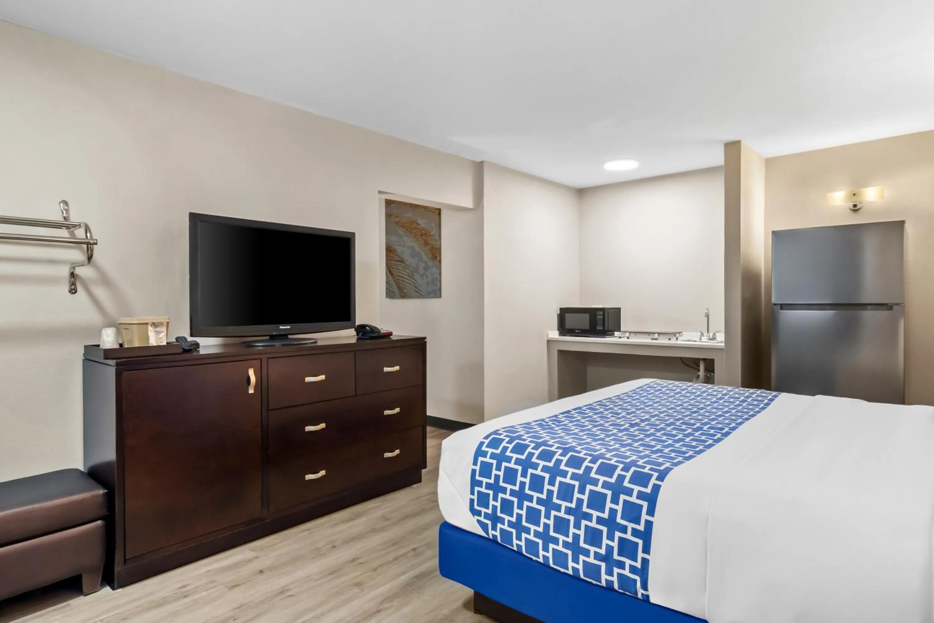 Bed in Suburban Studios