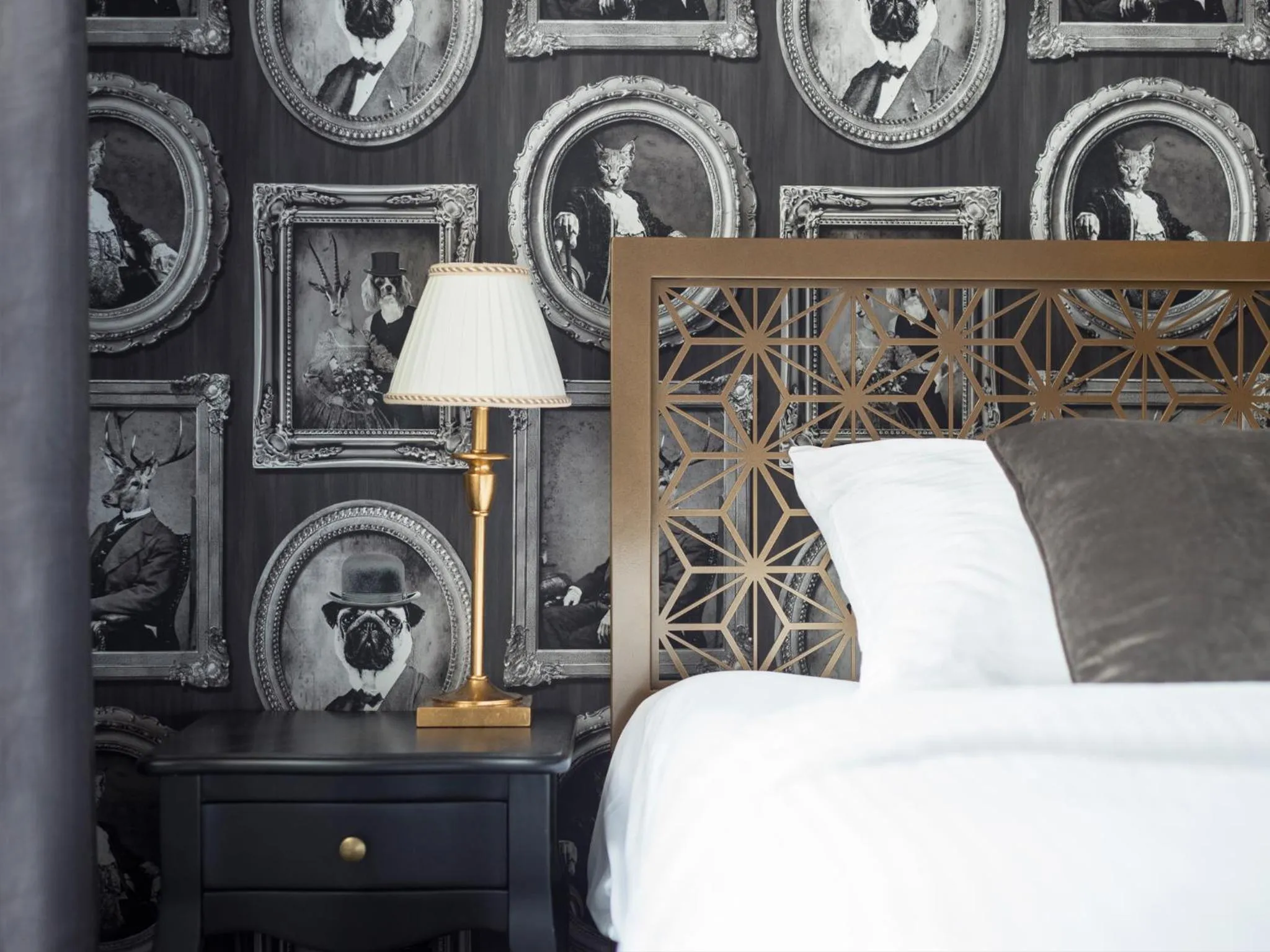 Decorative detail, Bed in Too-Good Apartments