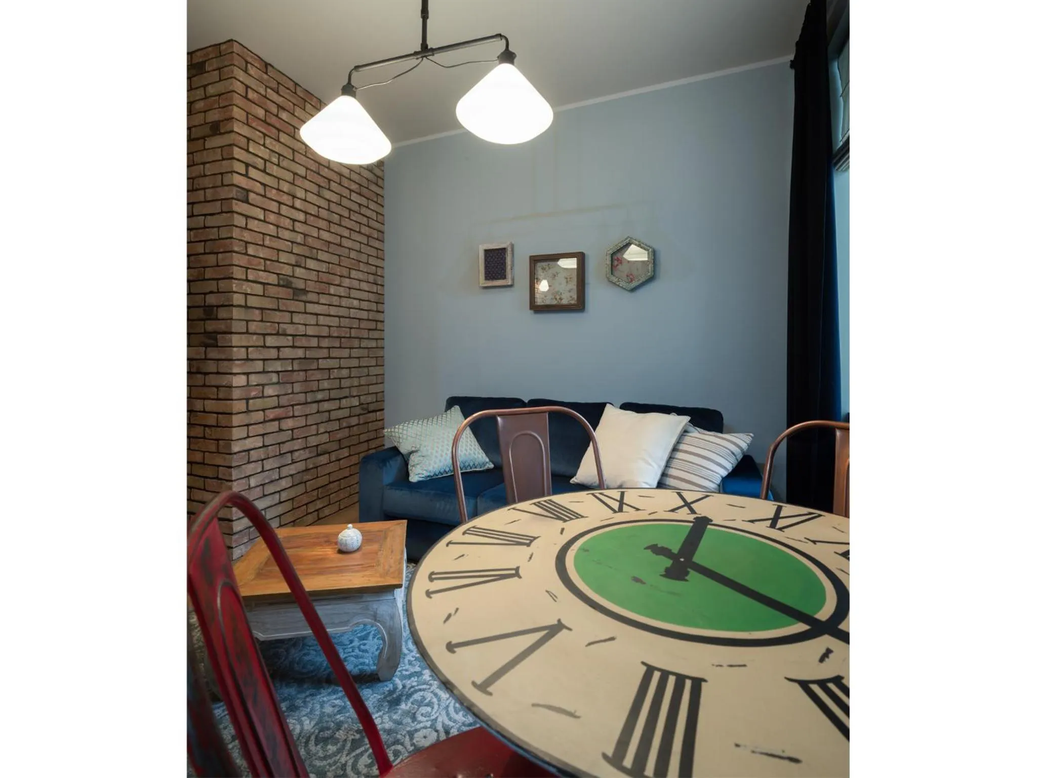 Bedroom in Too-Good Apartments