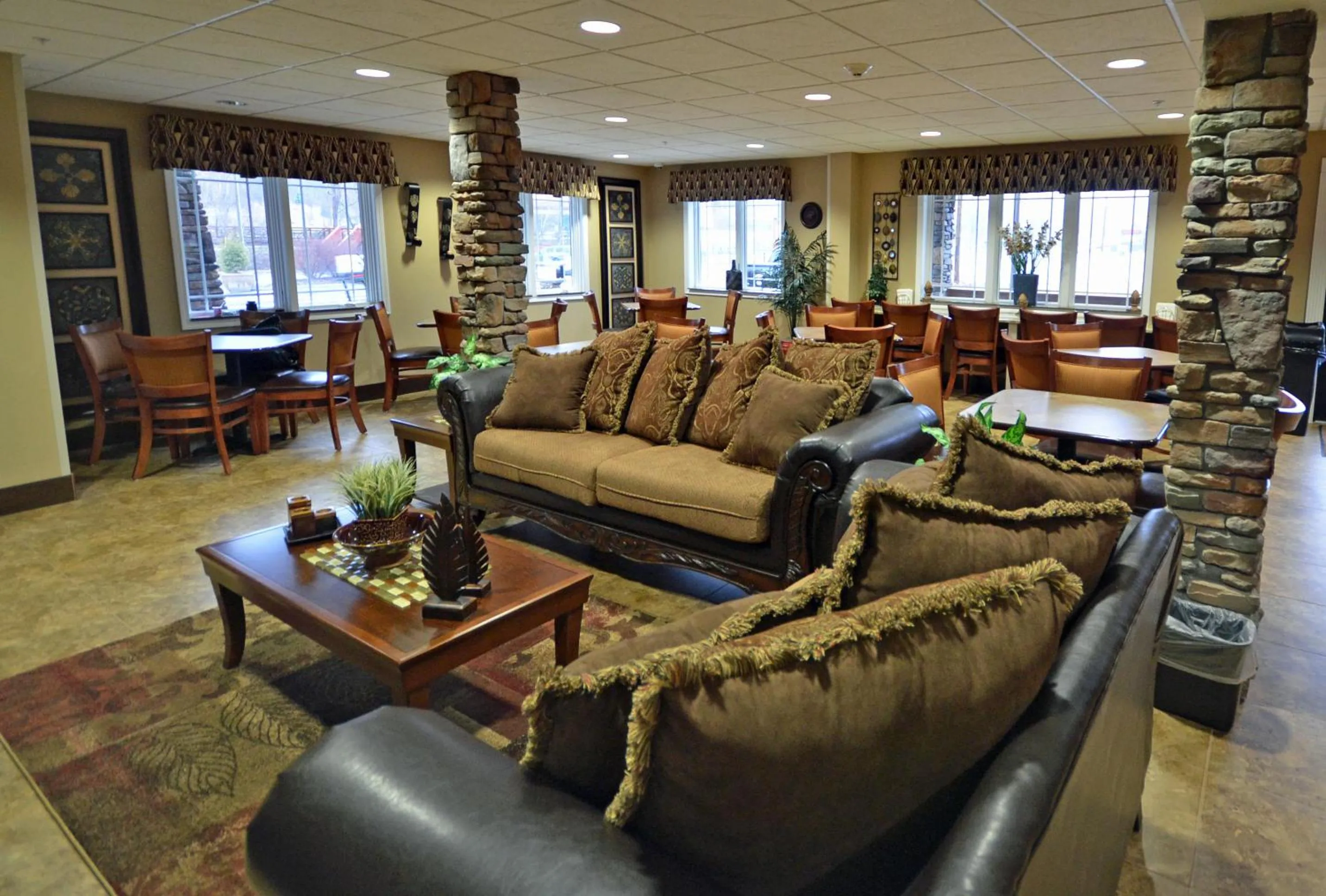 Lobby or reception in Stonebrook Lodge