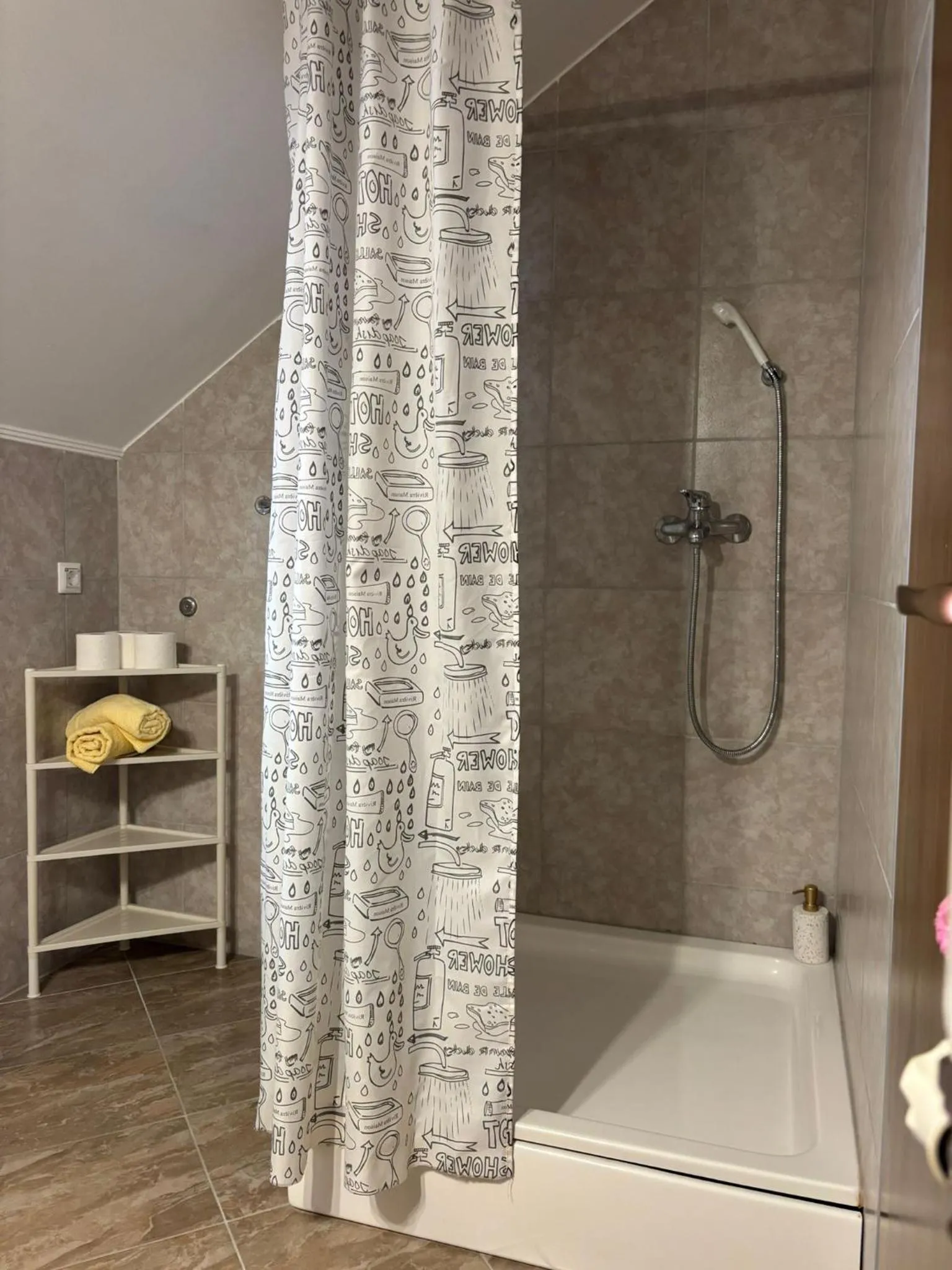 Shower in Apartment Jelena
