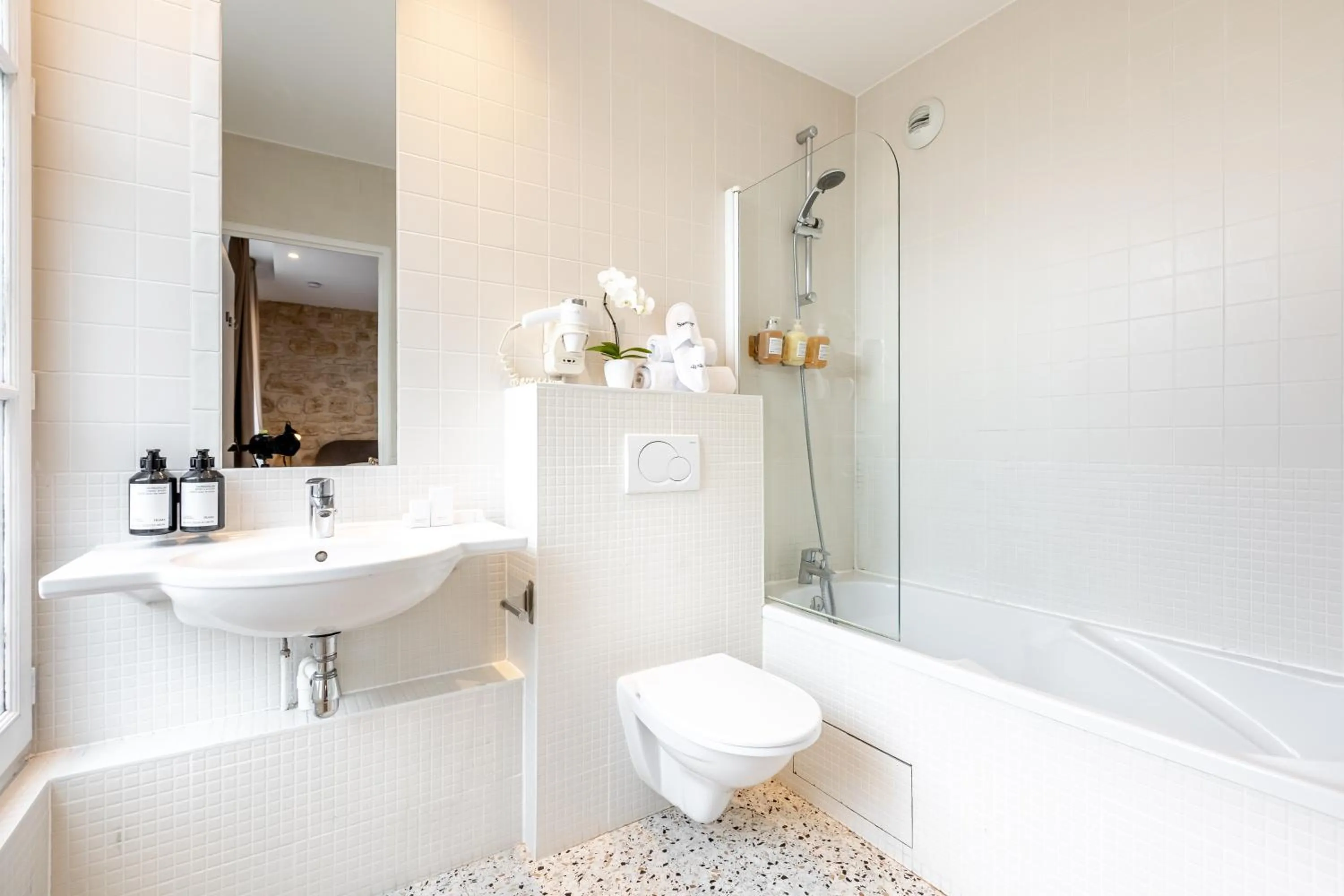 Bathroom in La Quintinie by Sweett