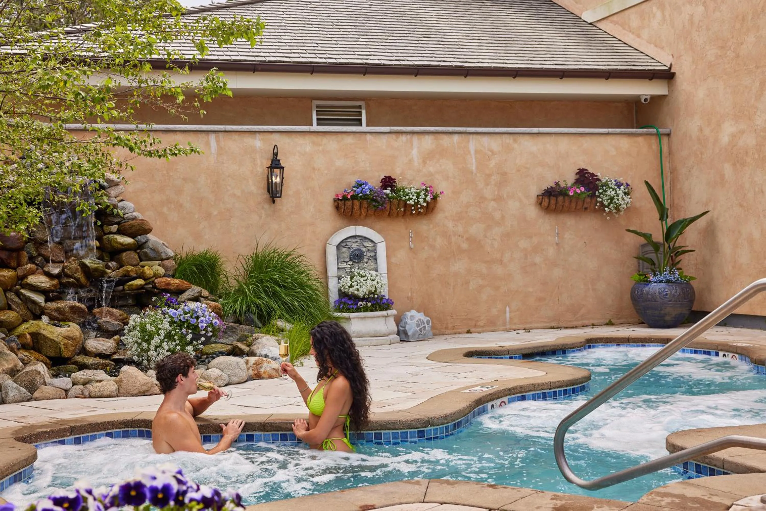 Spa and wellness centre/facilities in Mirbeau Inn & Spa - Plymouth