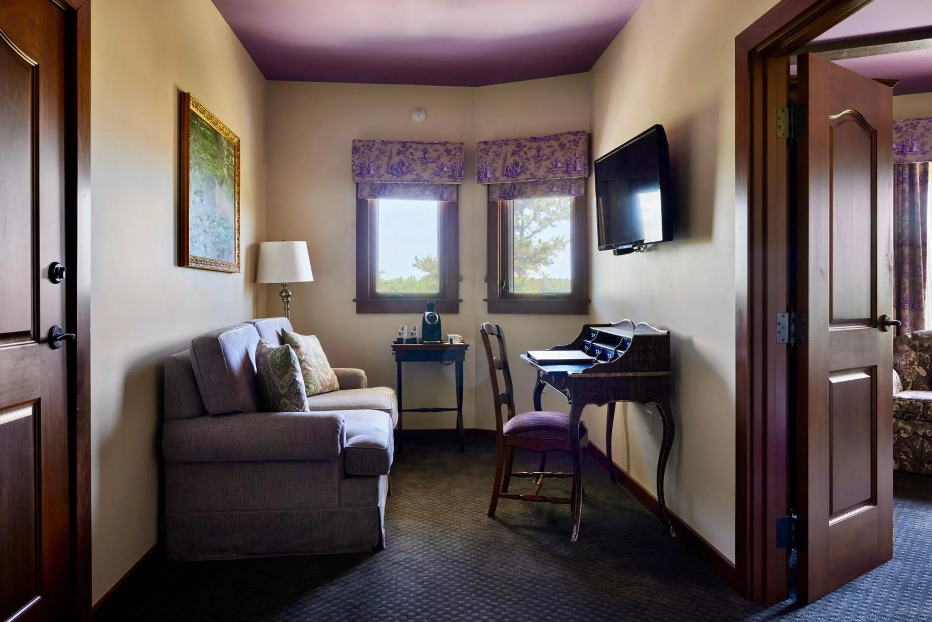 Deluxe Junior Suite - Guest House in Mirbeau Inn & Spa - Plymouth Deluxe Junior Suite - Guest House in Mirbeau Inn & Spa - Plymouth