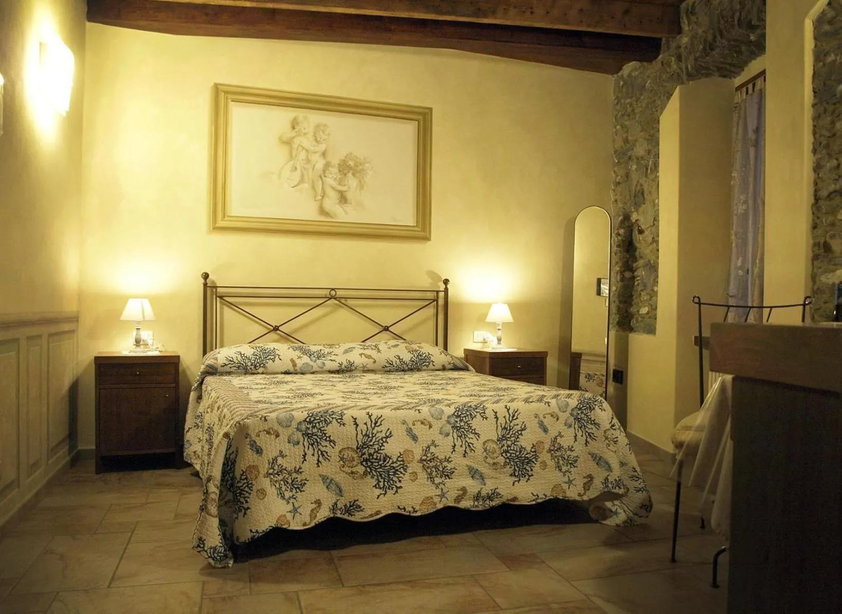 Photo of the whole room, Bed in Pietre di Mare