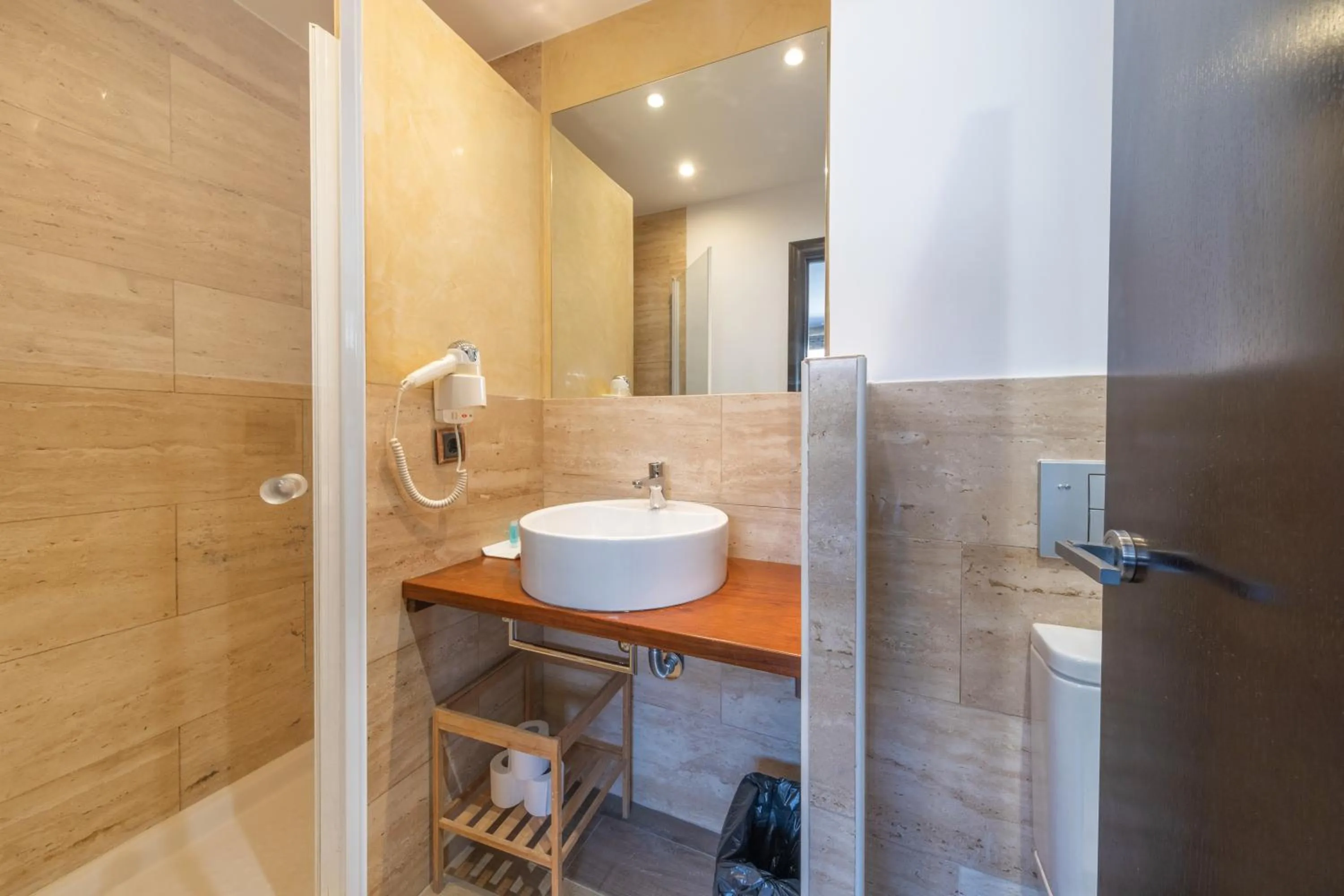 Bathroom in AinB Born-Dames Apartments