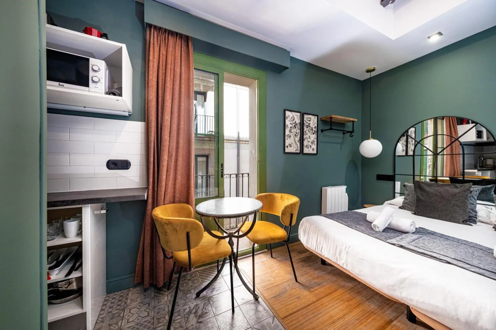 Photo of the whole room, Bed in AinB Born-Dames Apartments