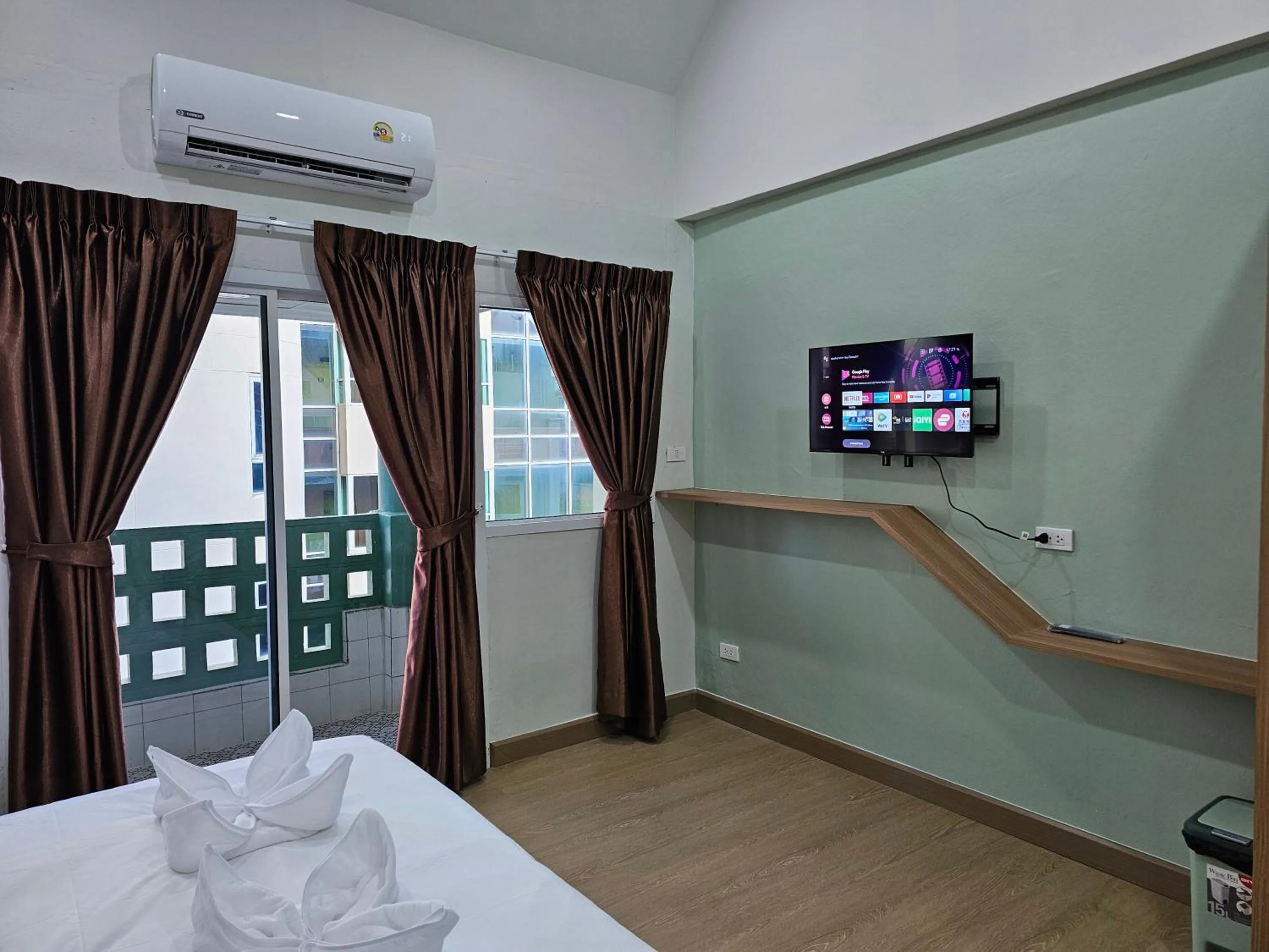 Bed in Lub Nai Hostel