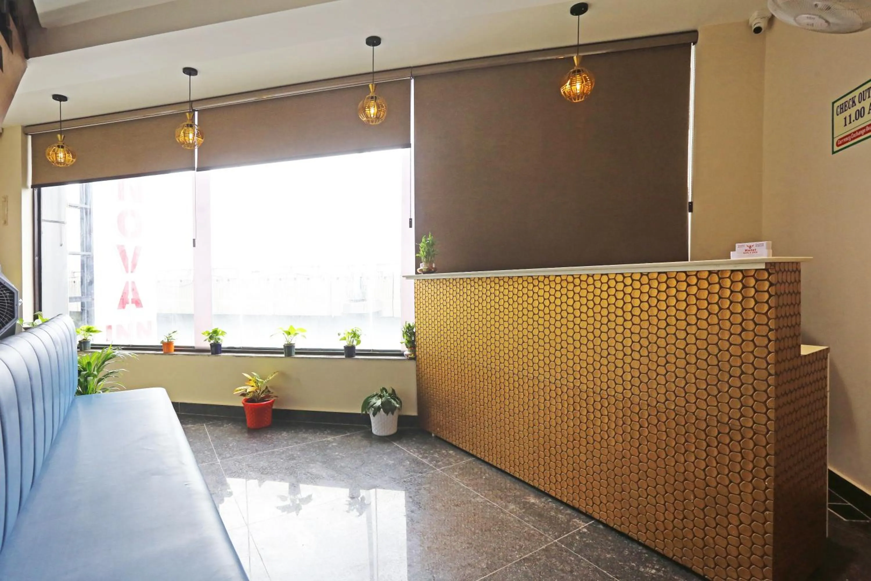 Living room in Hotel Nova Inn Near Delhi Airport