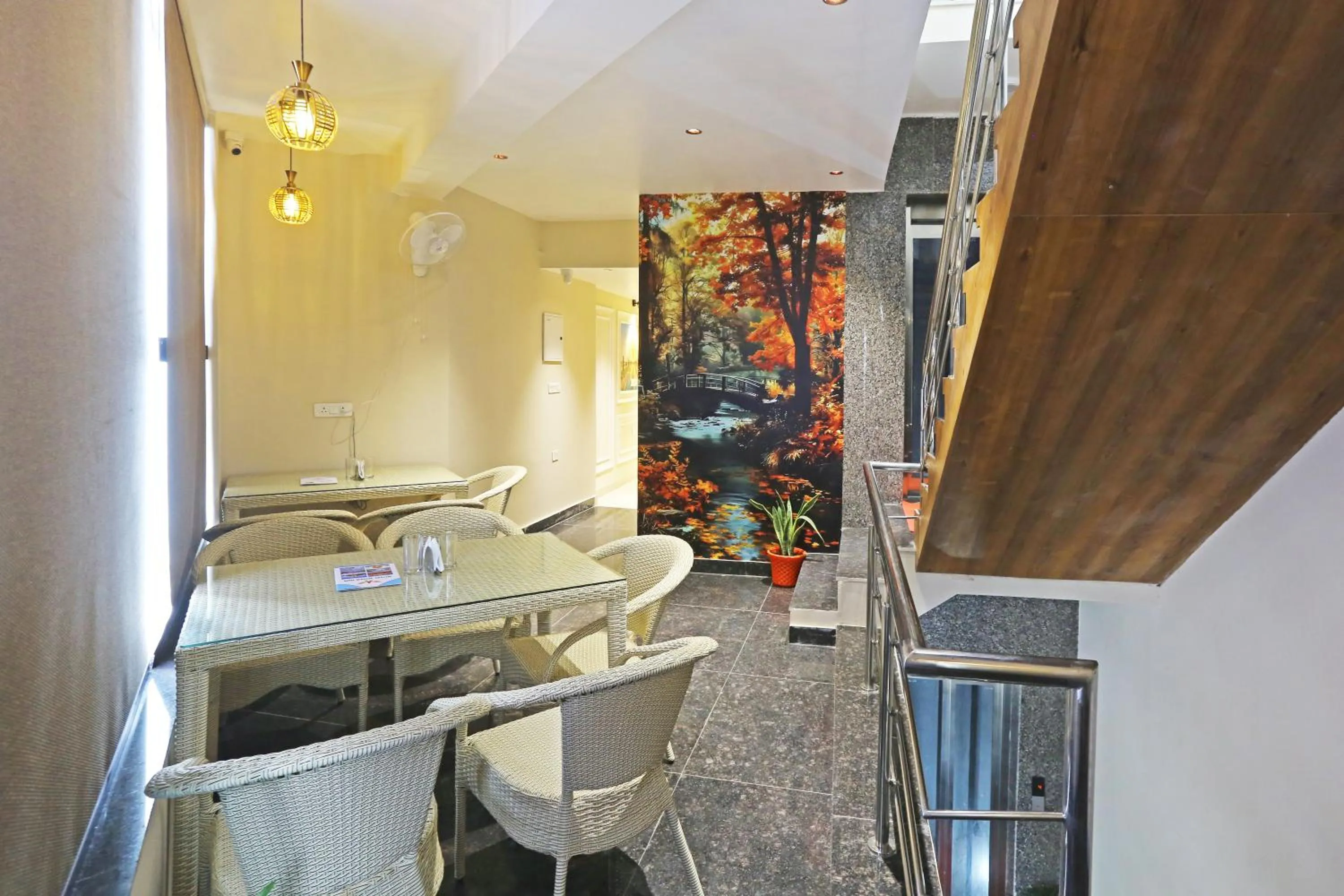 Living room in Hotel Nova Inn Near Delhi Airport