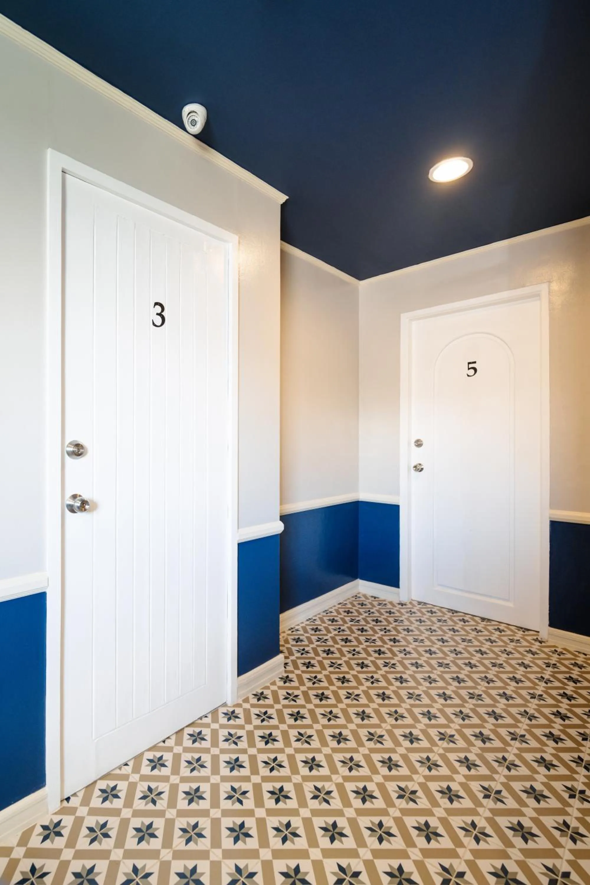 Bed in Jacobs Hill Tagaytay