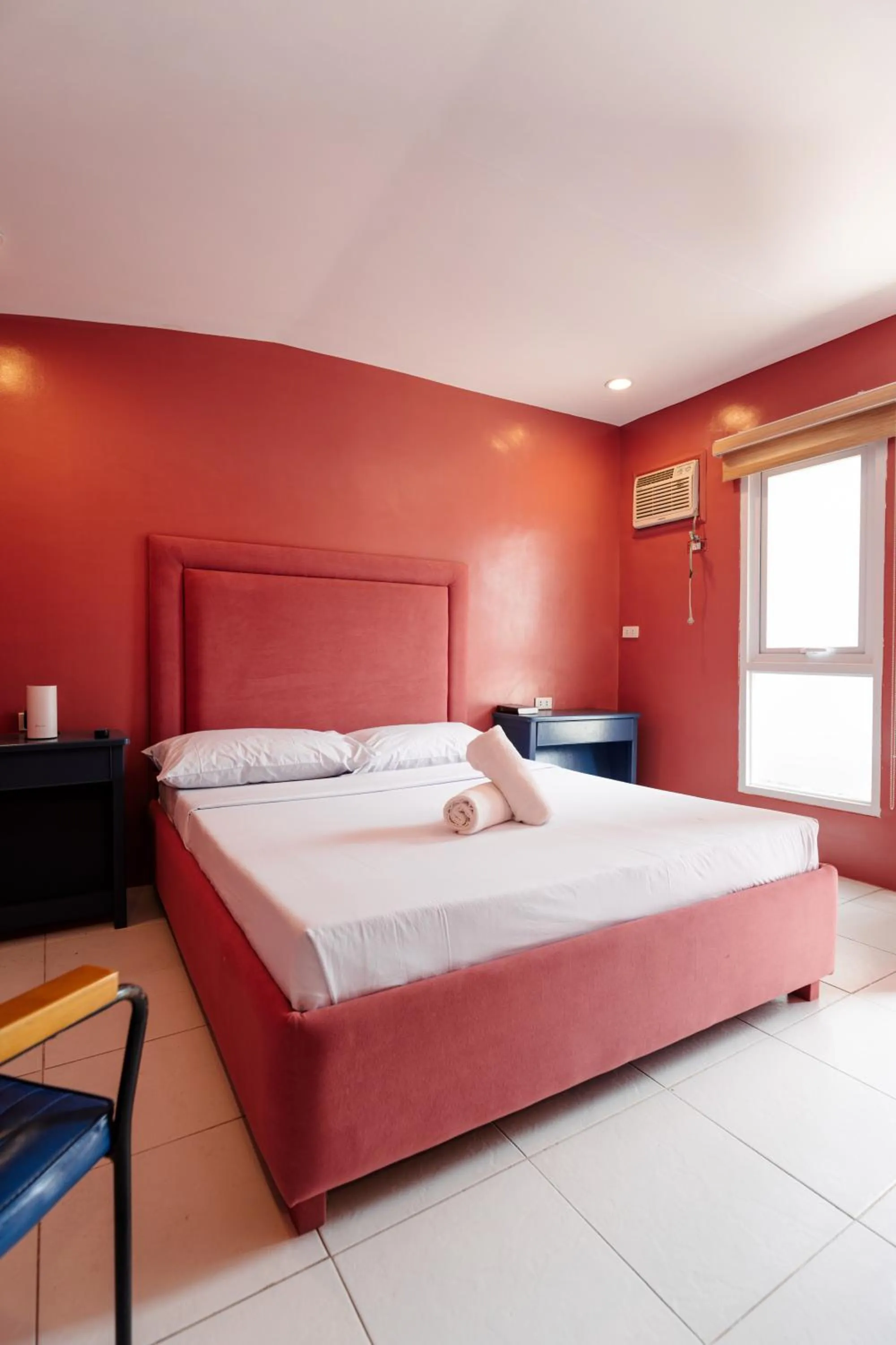 Bed in Jacobs Hill Tagaytay