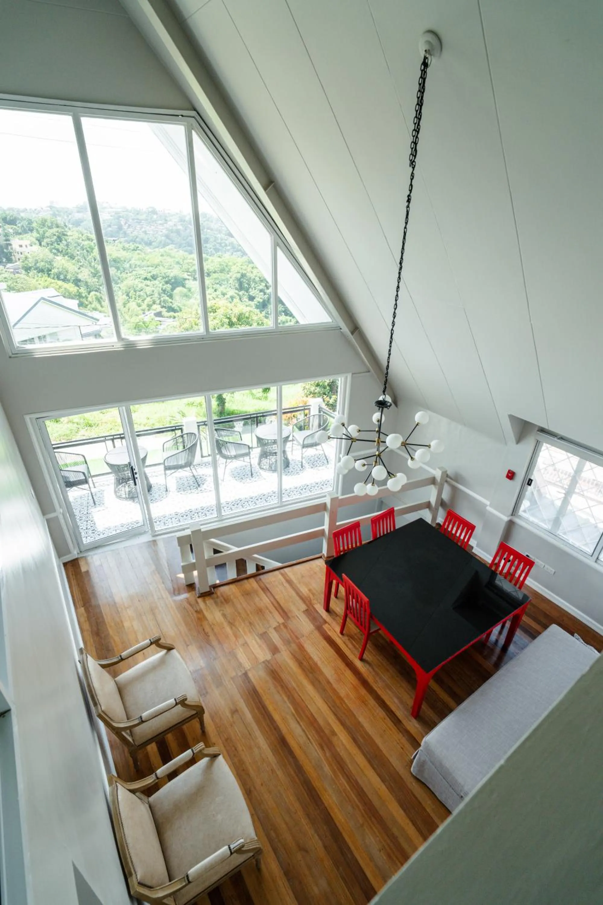 Bed in Jacobs Hill Tagaytay