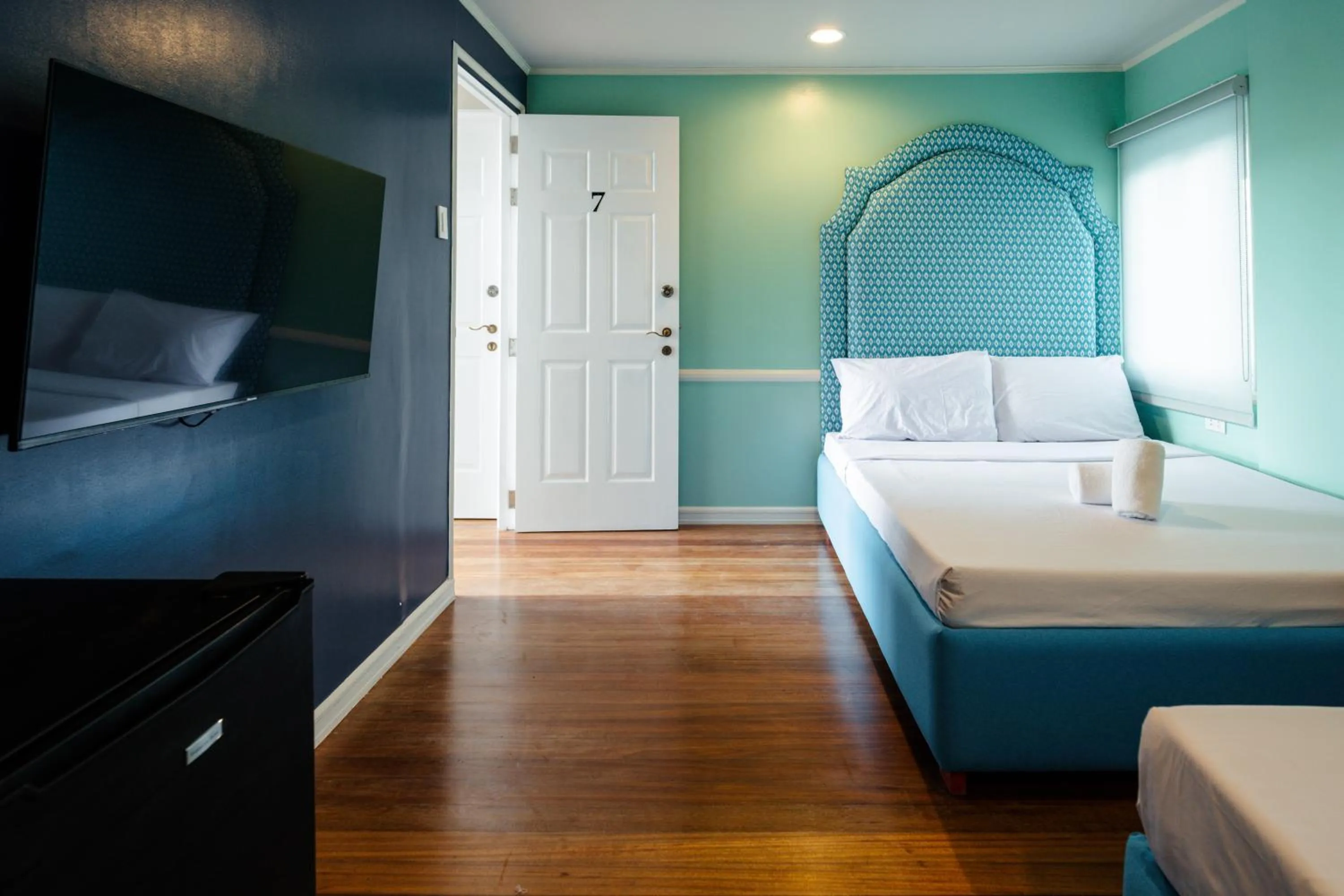 Bed in Jacobs Hill Tagaytay