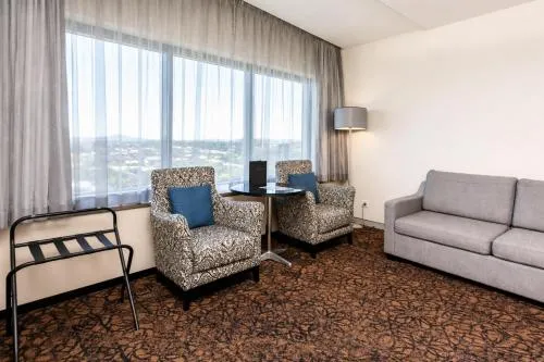 Calamvale Hotel Suites and Conference Centre