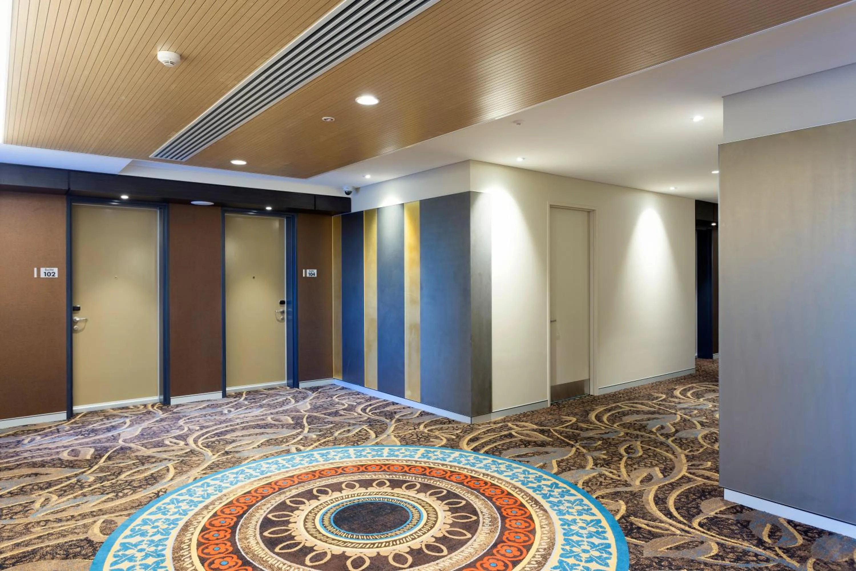 Lobby or reception in Calamvale Hotel Suites and Conference Centre