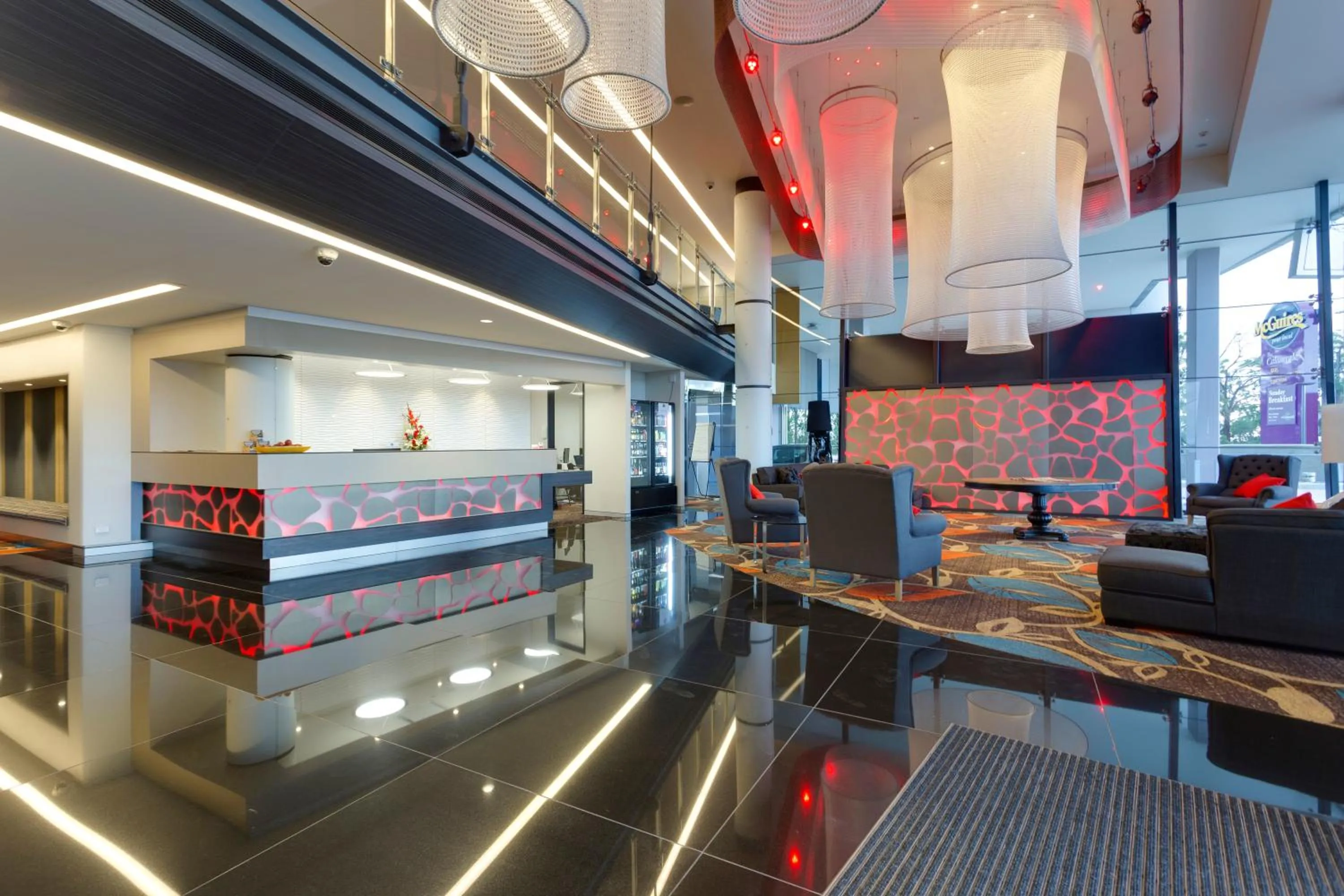 Lobby or reception in Calamvale Hotel Suites and Conference Centre