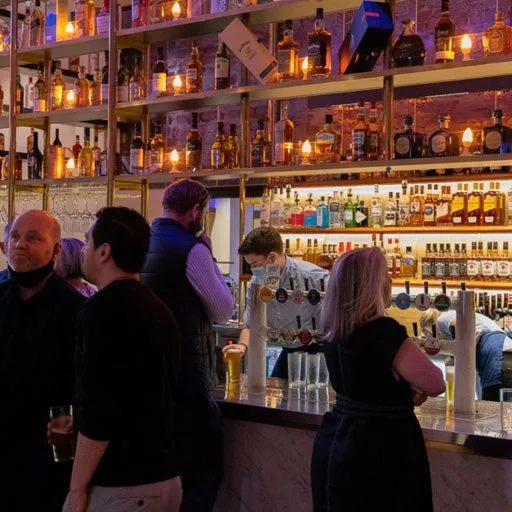 Lounge or bar in Calamvale Hotel Suites and Conference Centre