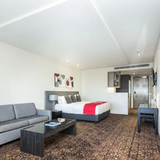 Bed in Calamvale Hotel Suites and Conference Centre