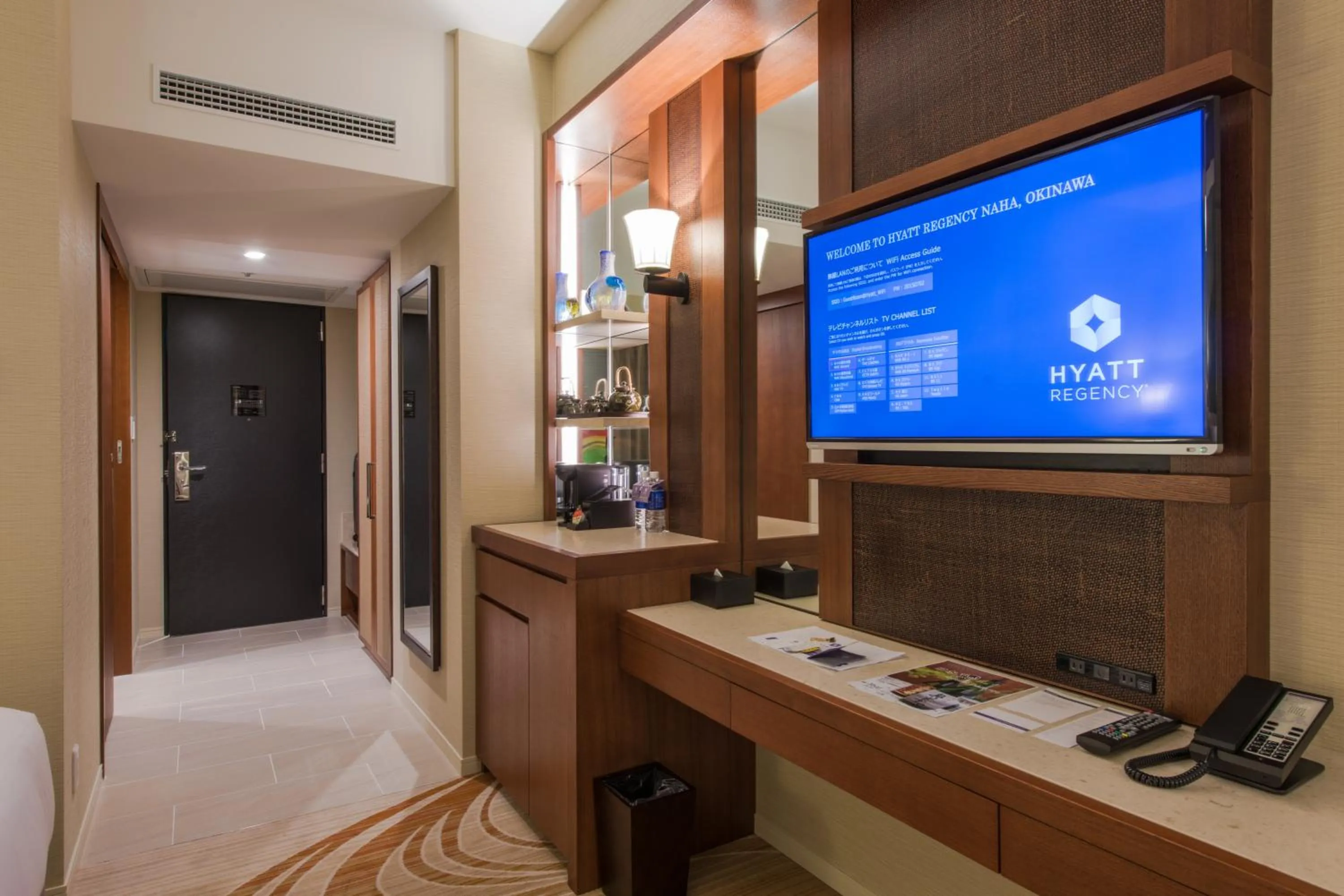 Photo of the whole room in Hyatt Regency Naha, Okinawa