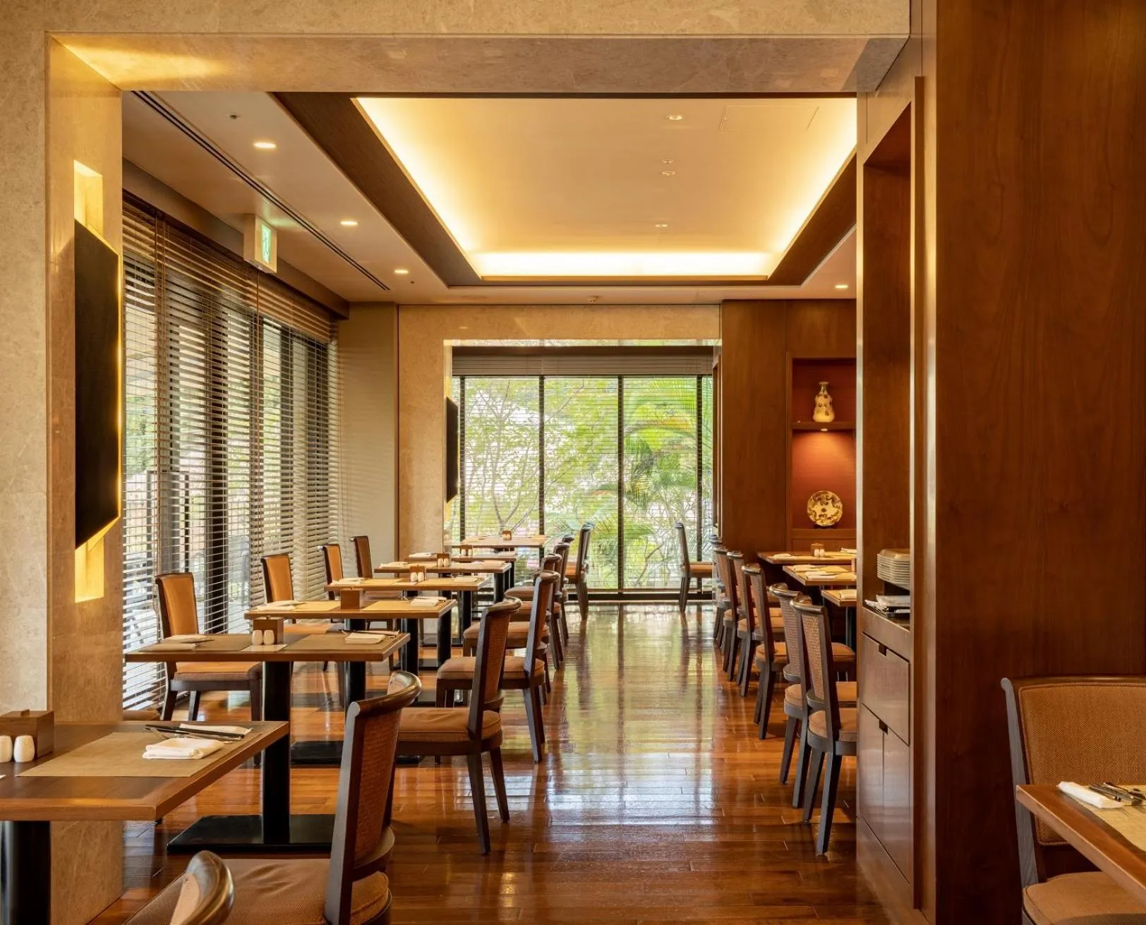 Restaurant/places to eat in Hyatt Regency Naha, Okinawa