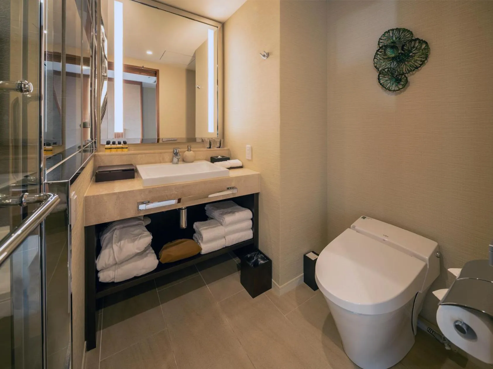 Bathroom in Hyatt Regency Naha, Okinawa