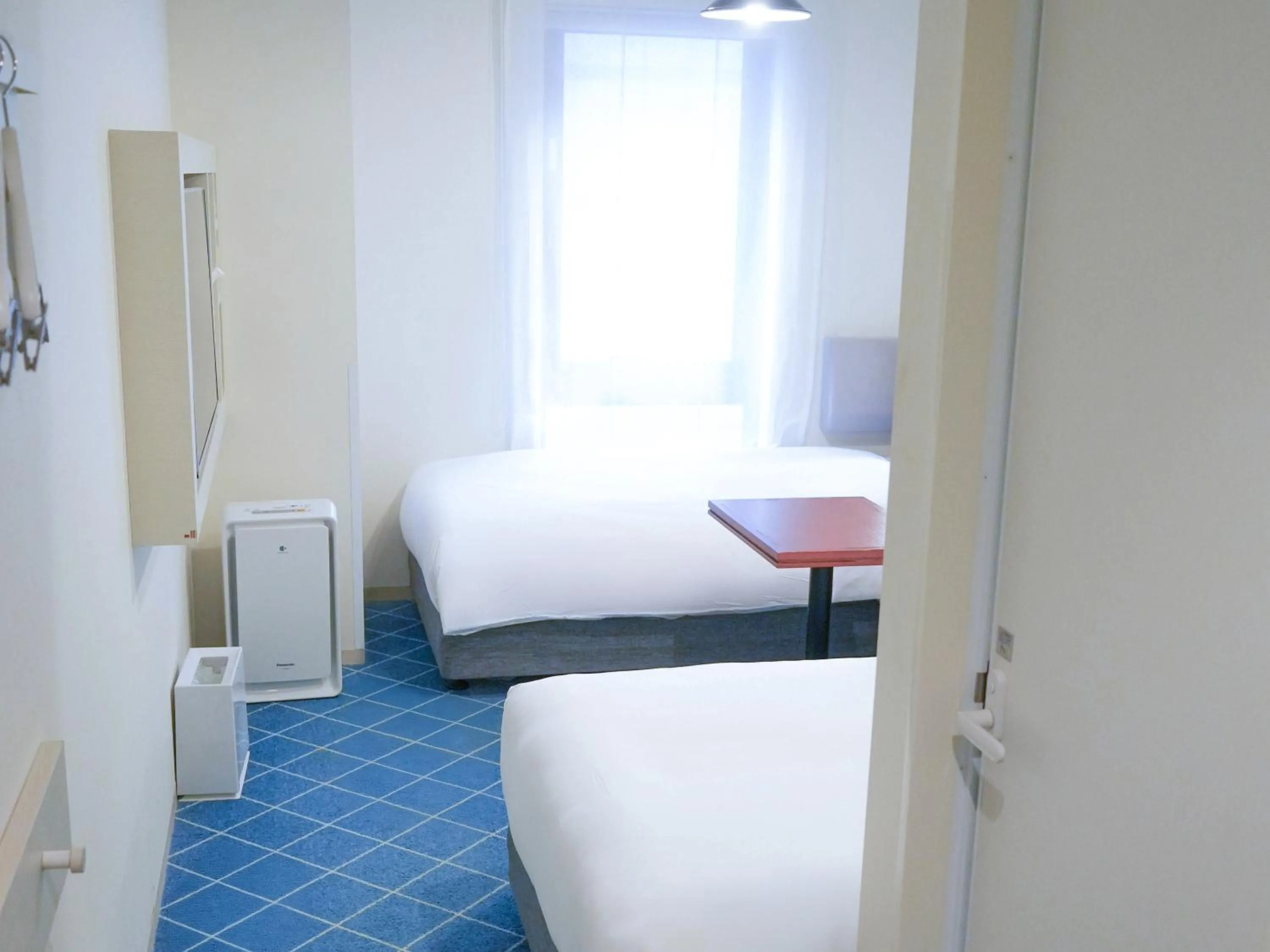 Bedroom, Bed in Rembrandt Style Yokohama Sakuragicho